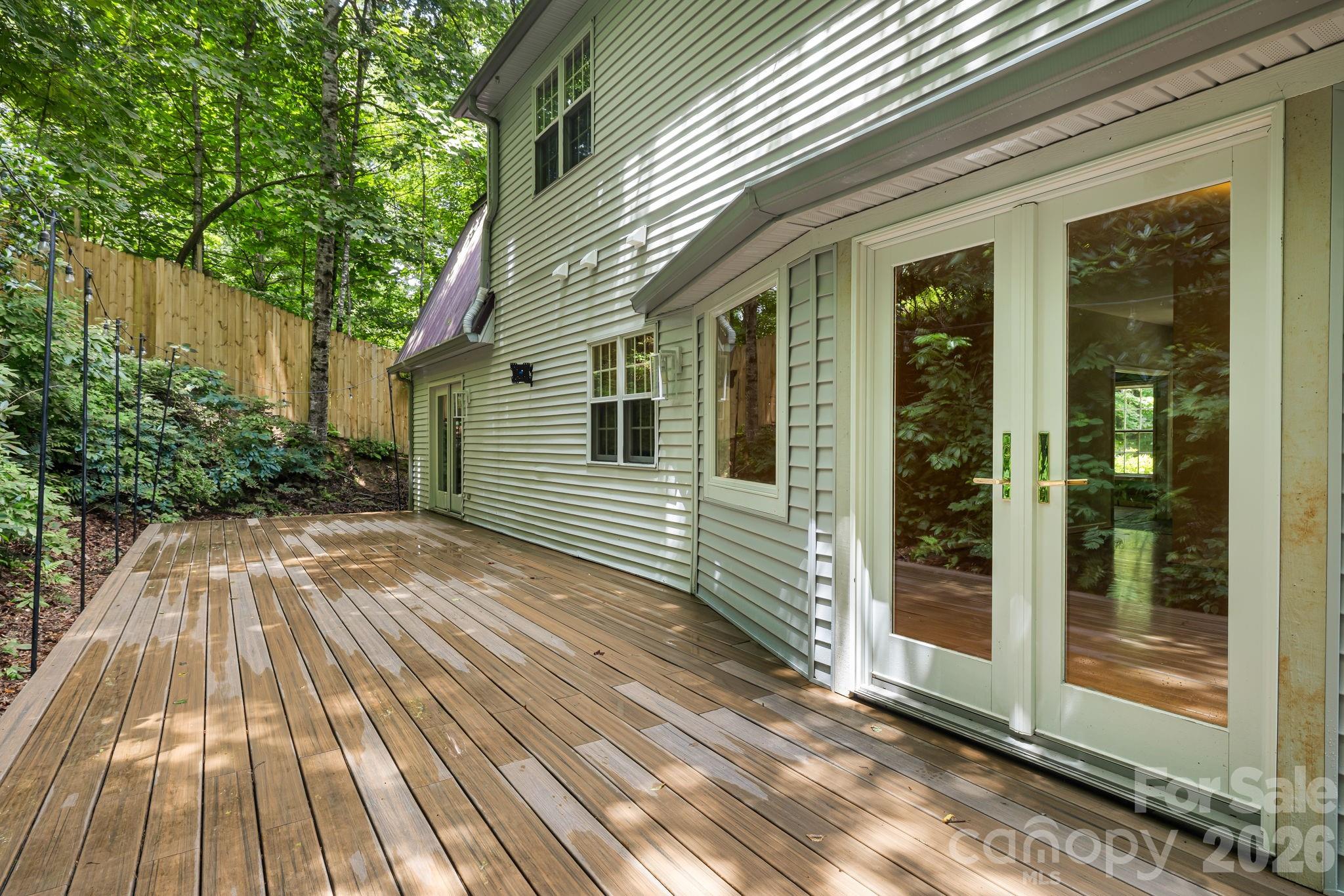 94 Paradise Cove Road Property Photo 45