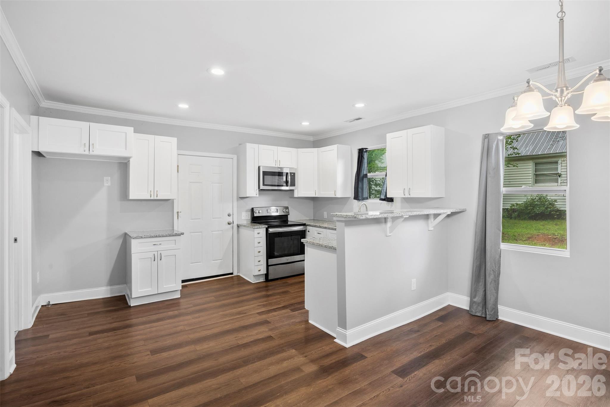 313 Gantt Street Property Photo 11
