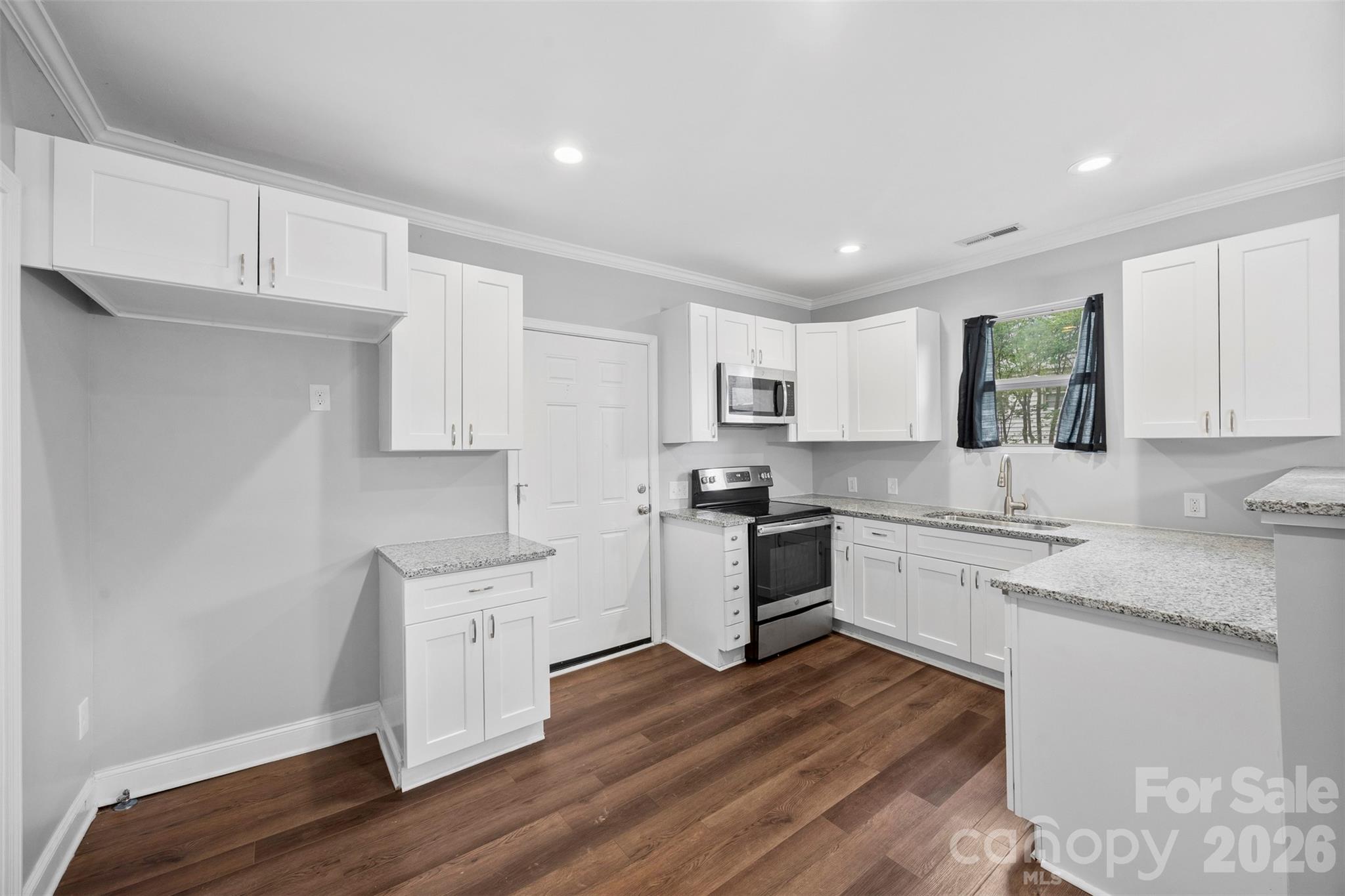 313 Gantt Street Property Photo 13