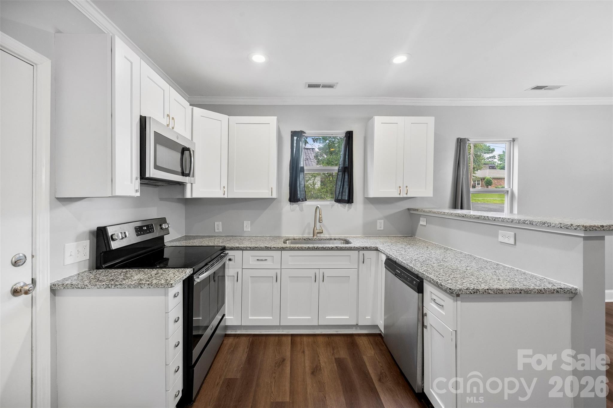 313 Gantt Street Property Photo 14