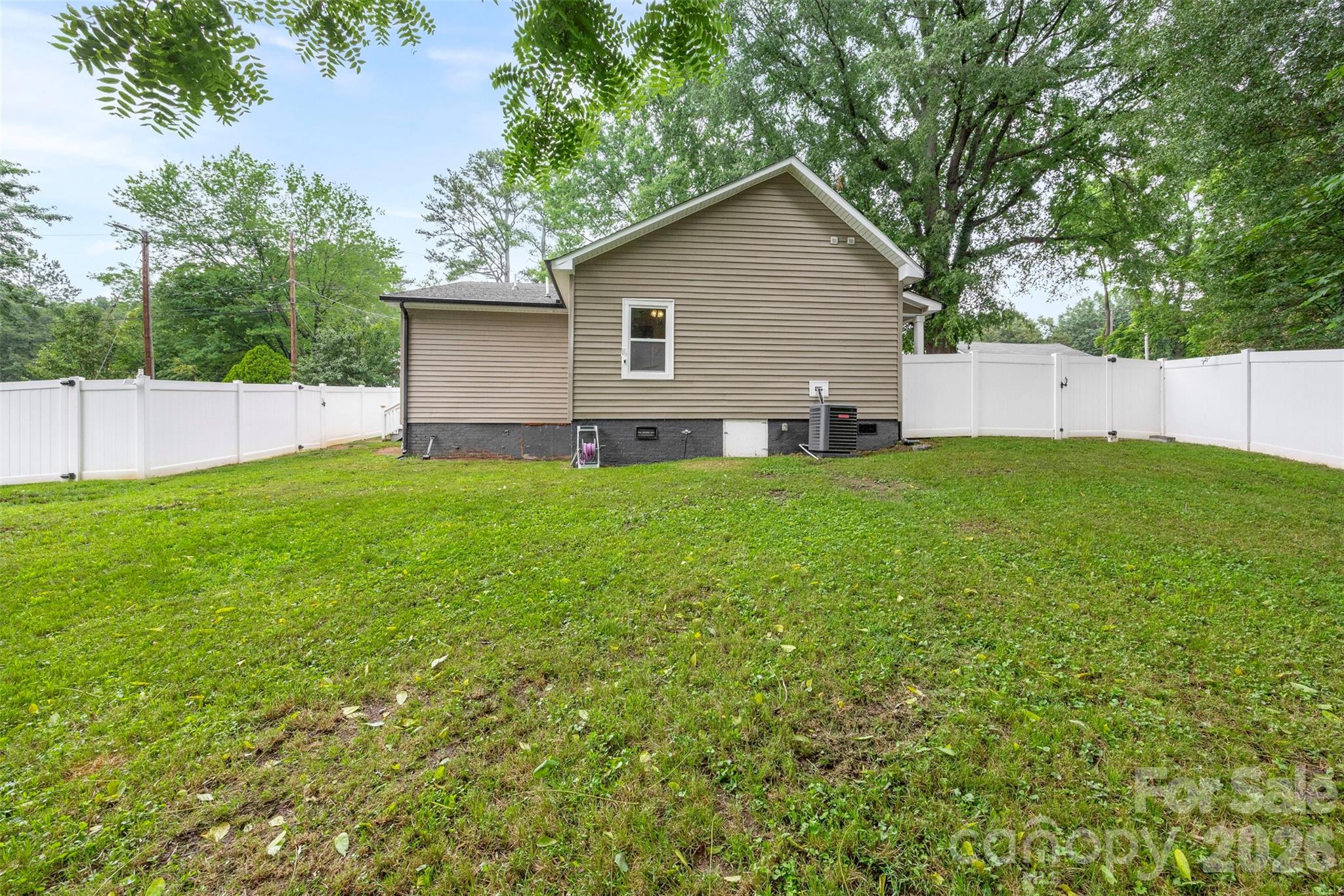 313 Gantt Street Property Photo 32