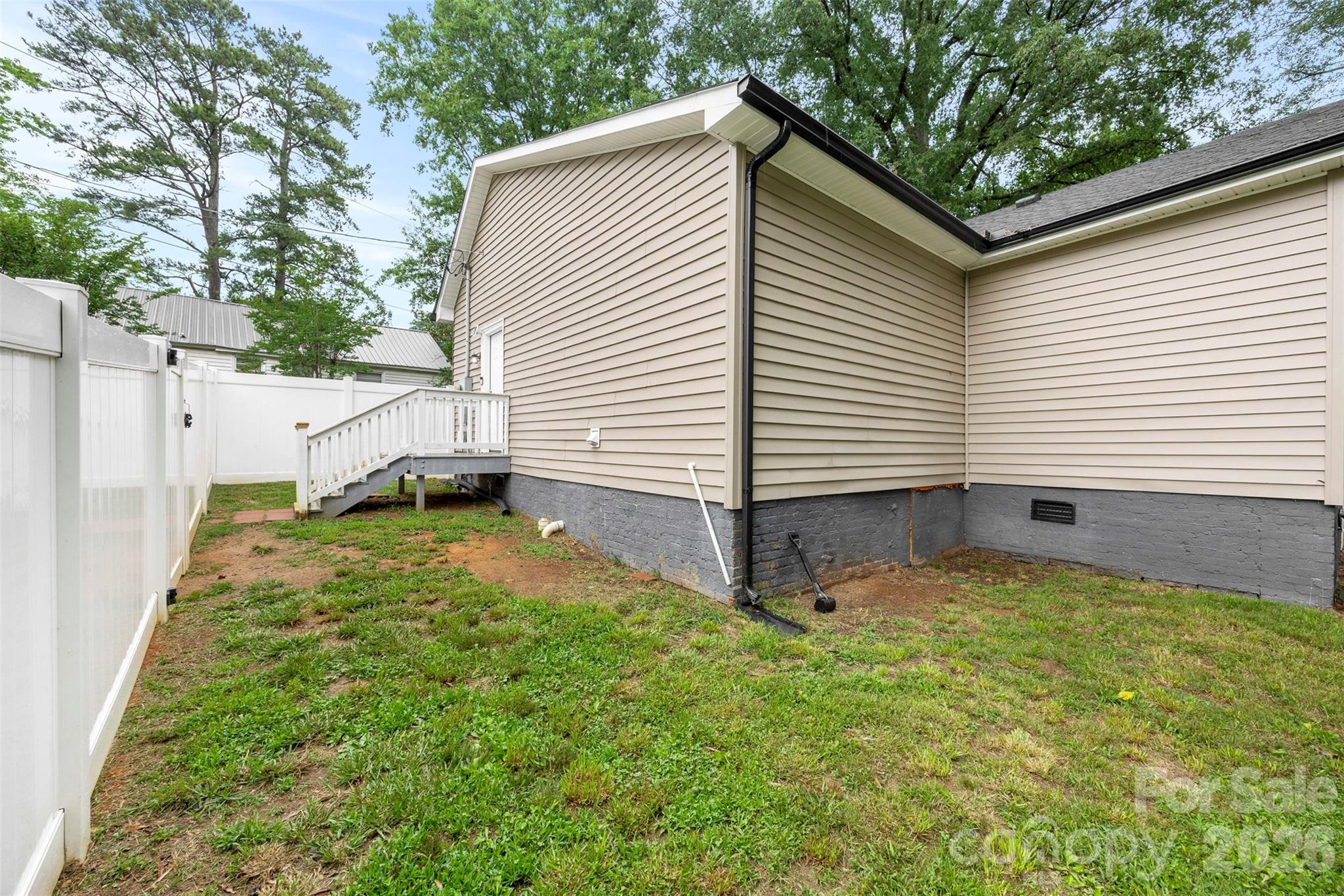 313 Gantt Street Property Photo 34