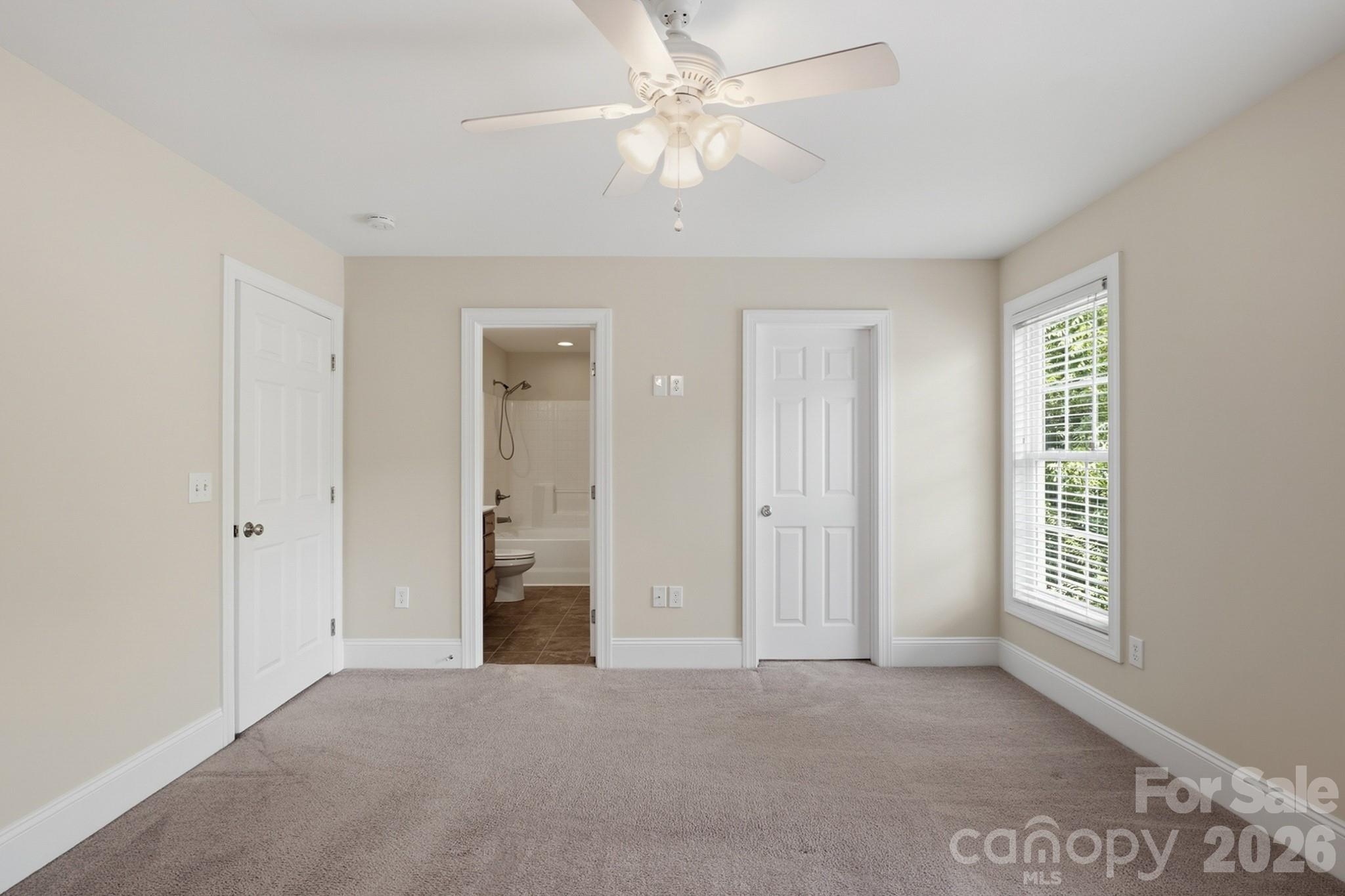 5945 Village Drive Property Photo 15