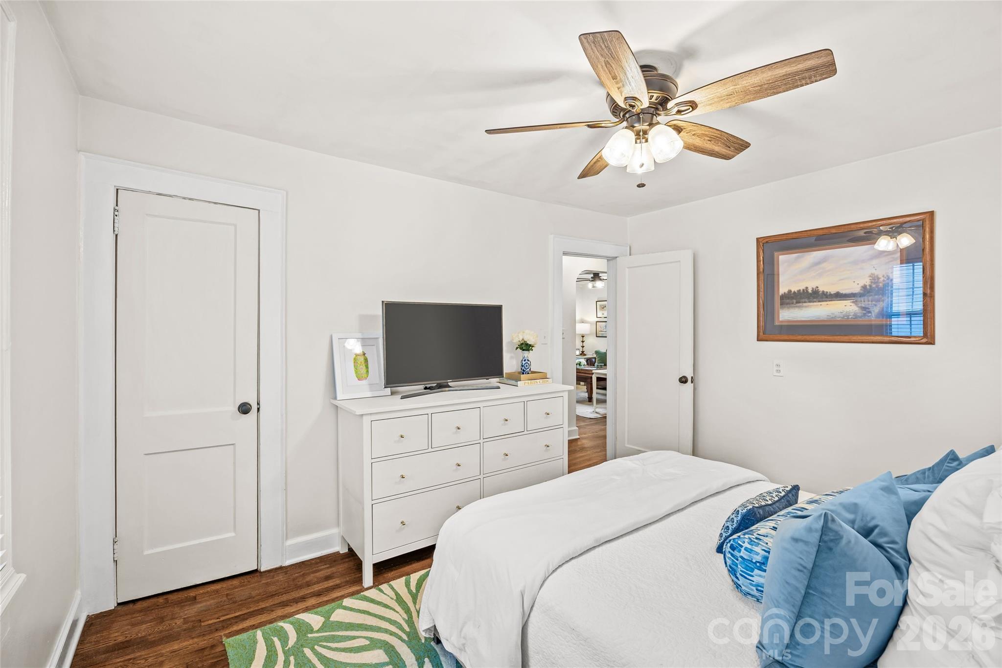 3225 Commonwealth Avenue Property Photo 23