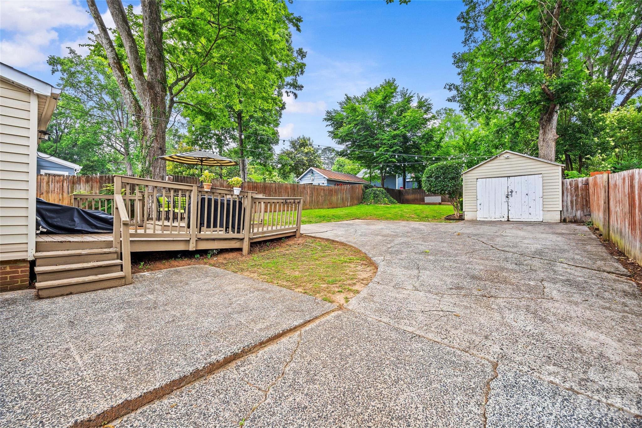 3225 Commonwealth Avenue Property Photo 27