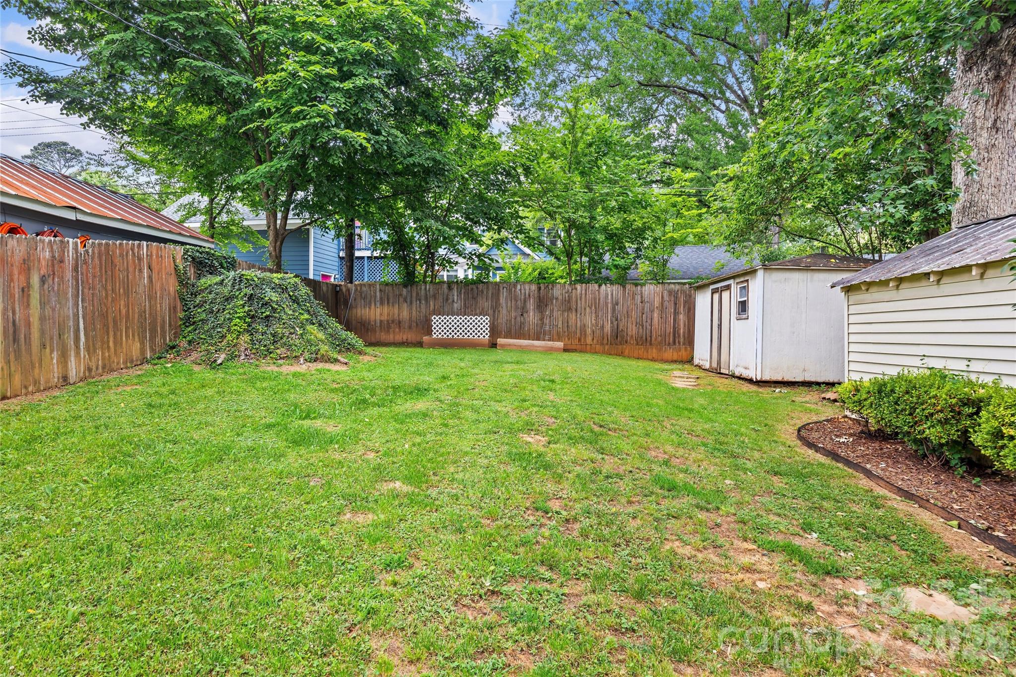 3225 Commonwealth Avenue Property Photo 29