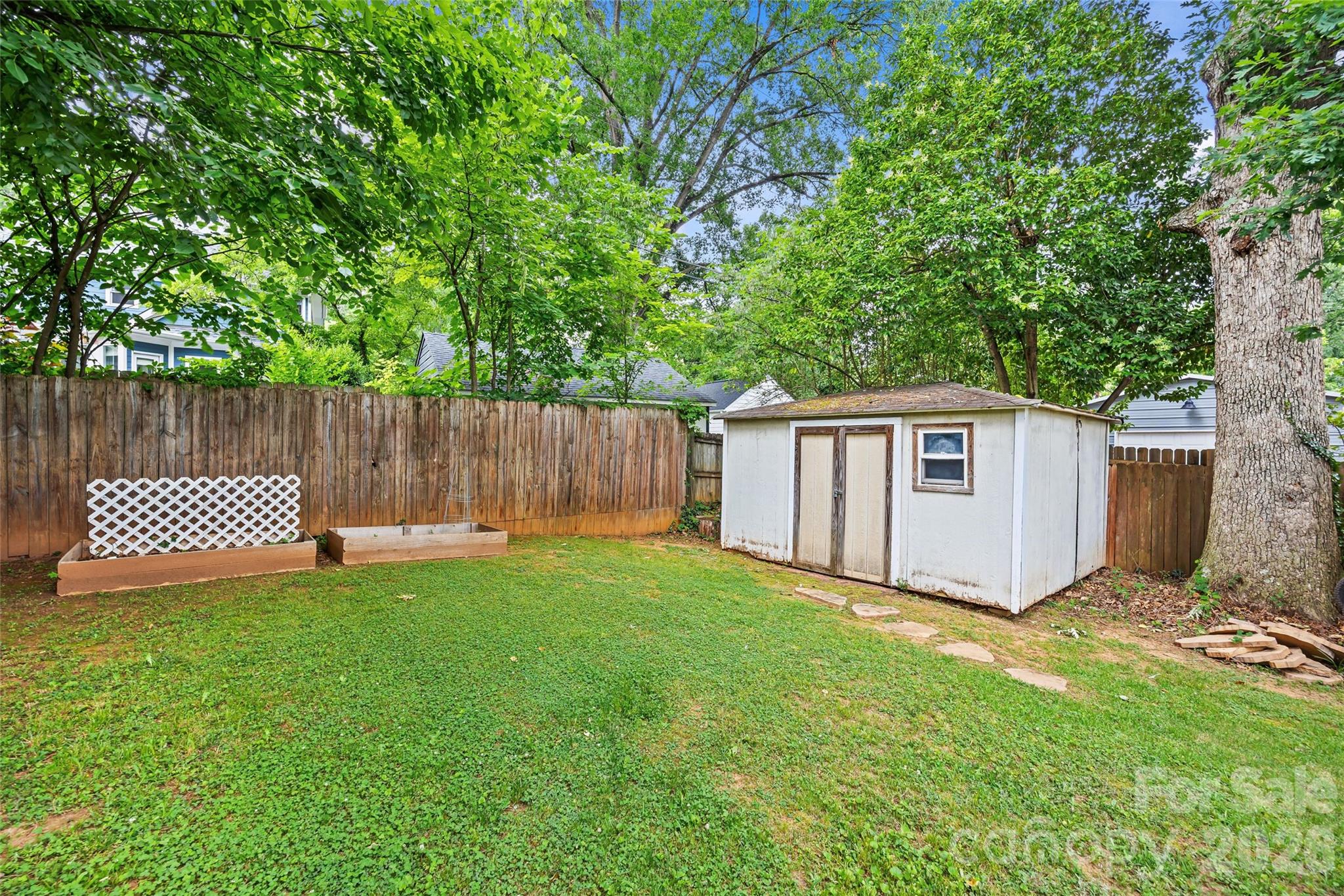3225 Commonwealth Avenue Property Photo 30