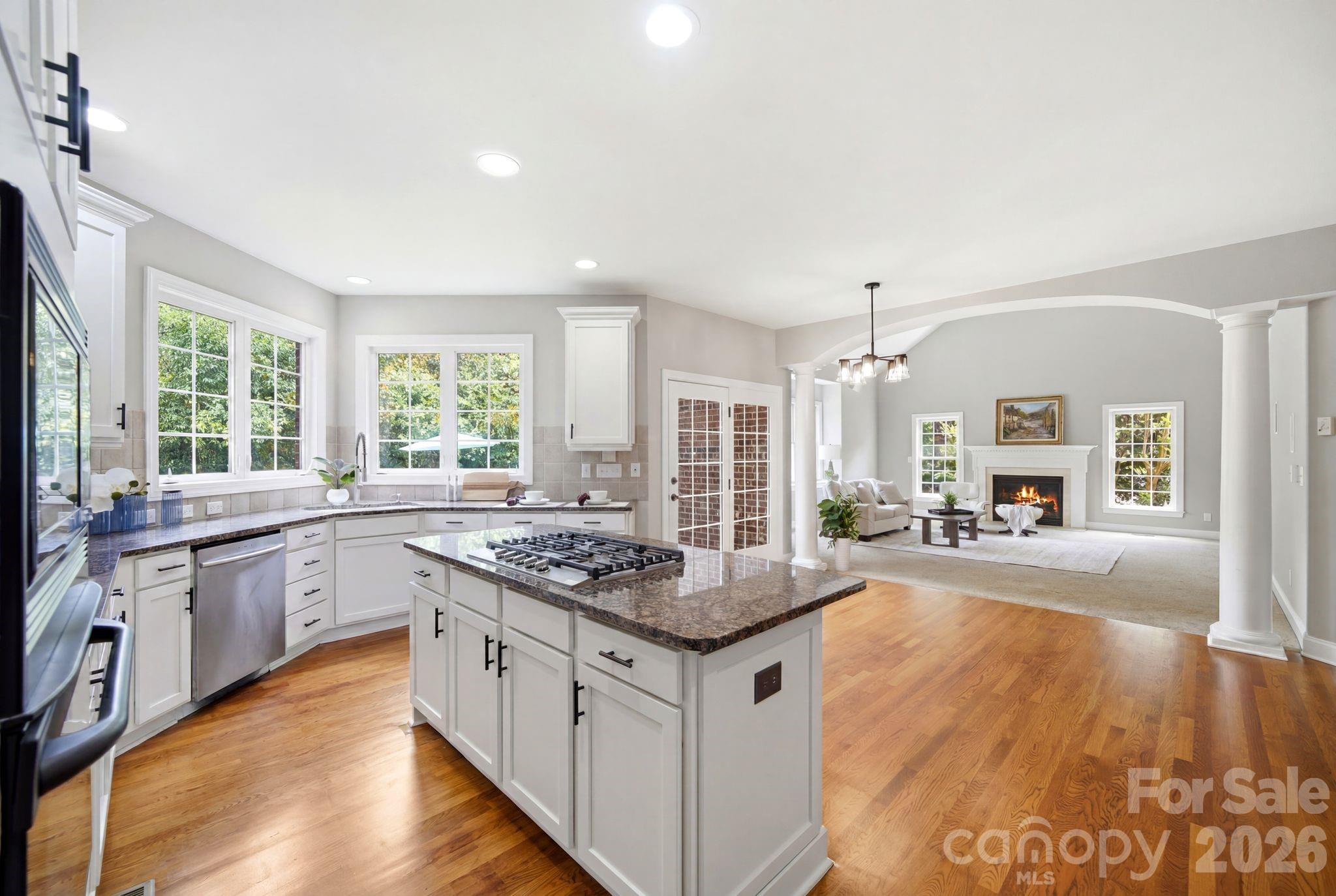 12319 Summer Breeze Court Property Photo 12