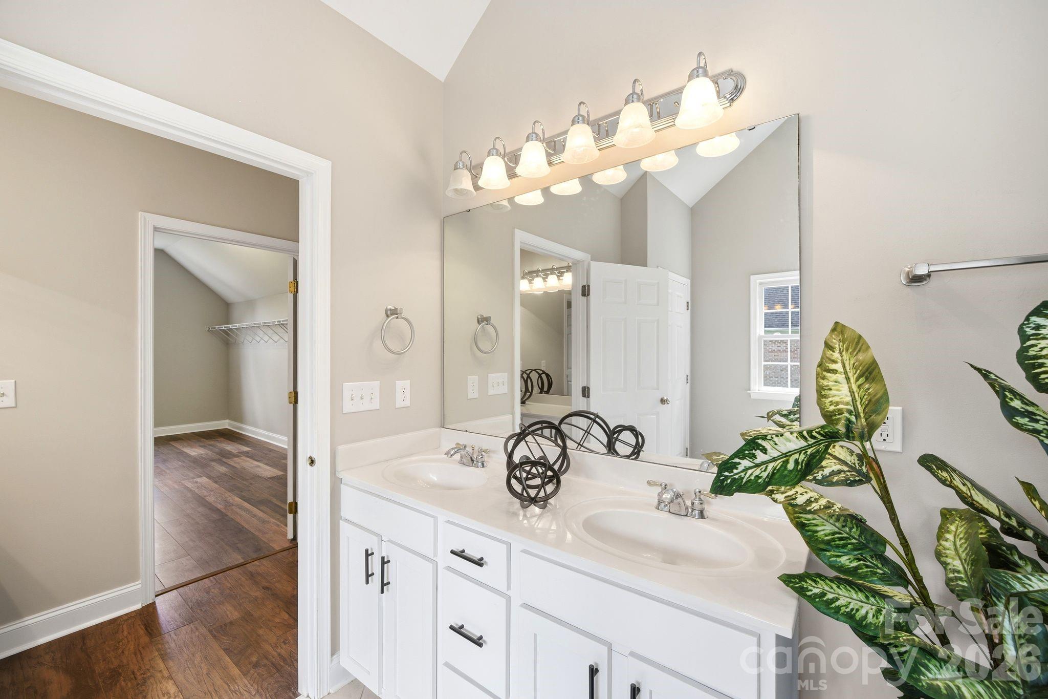 12319 Summer Breeze Court Property Photo 22