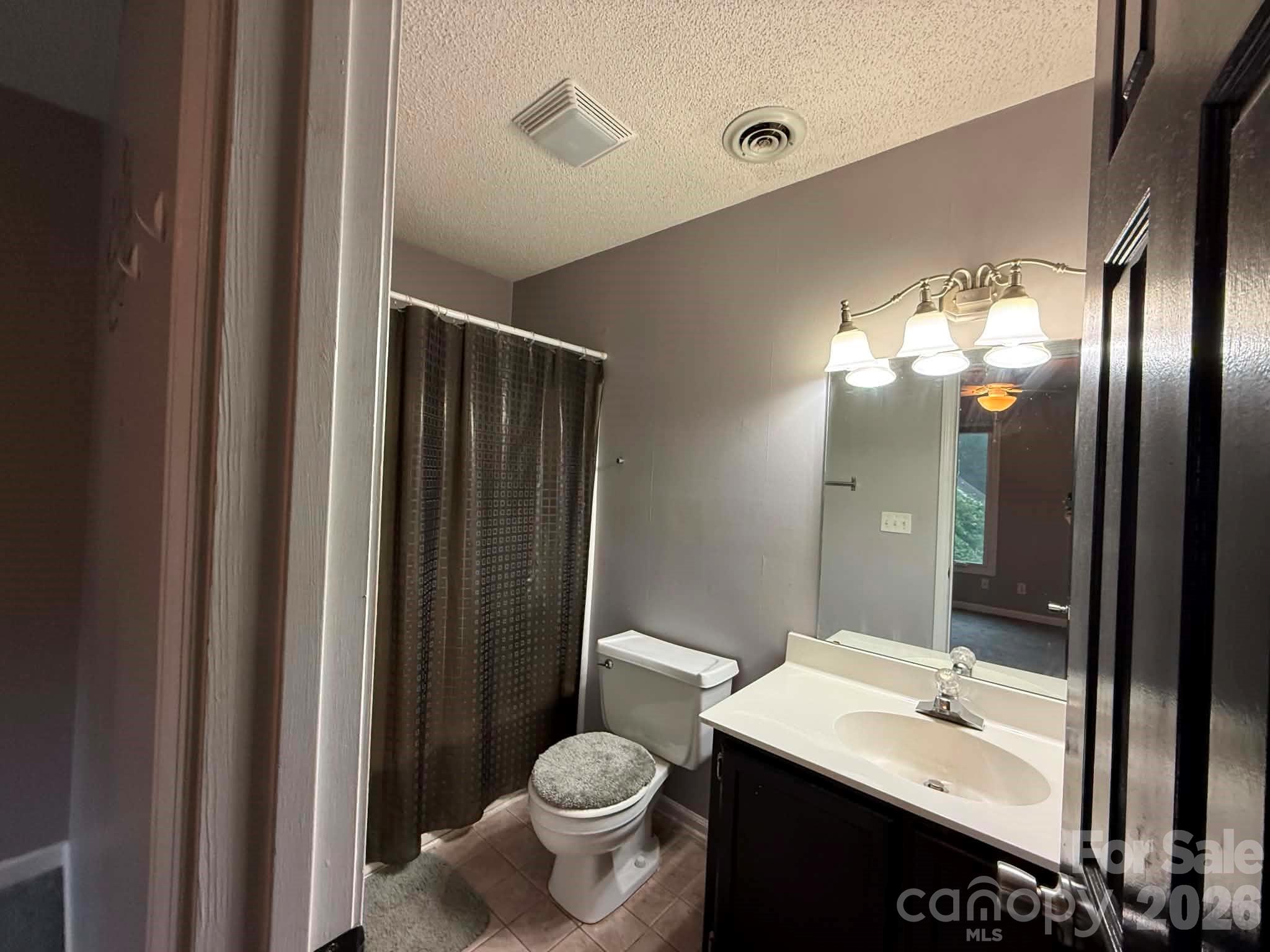 327 Eastwood Drive Property Photo 14