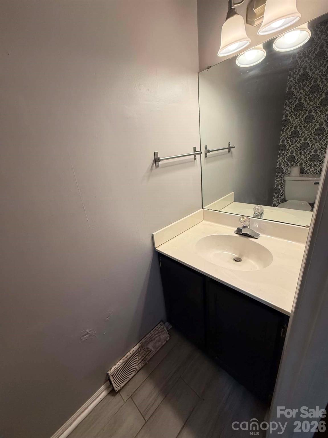327 Eastwood Drive Property Photo 19