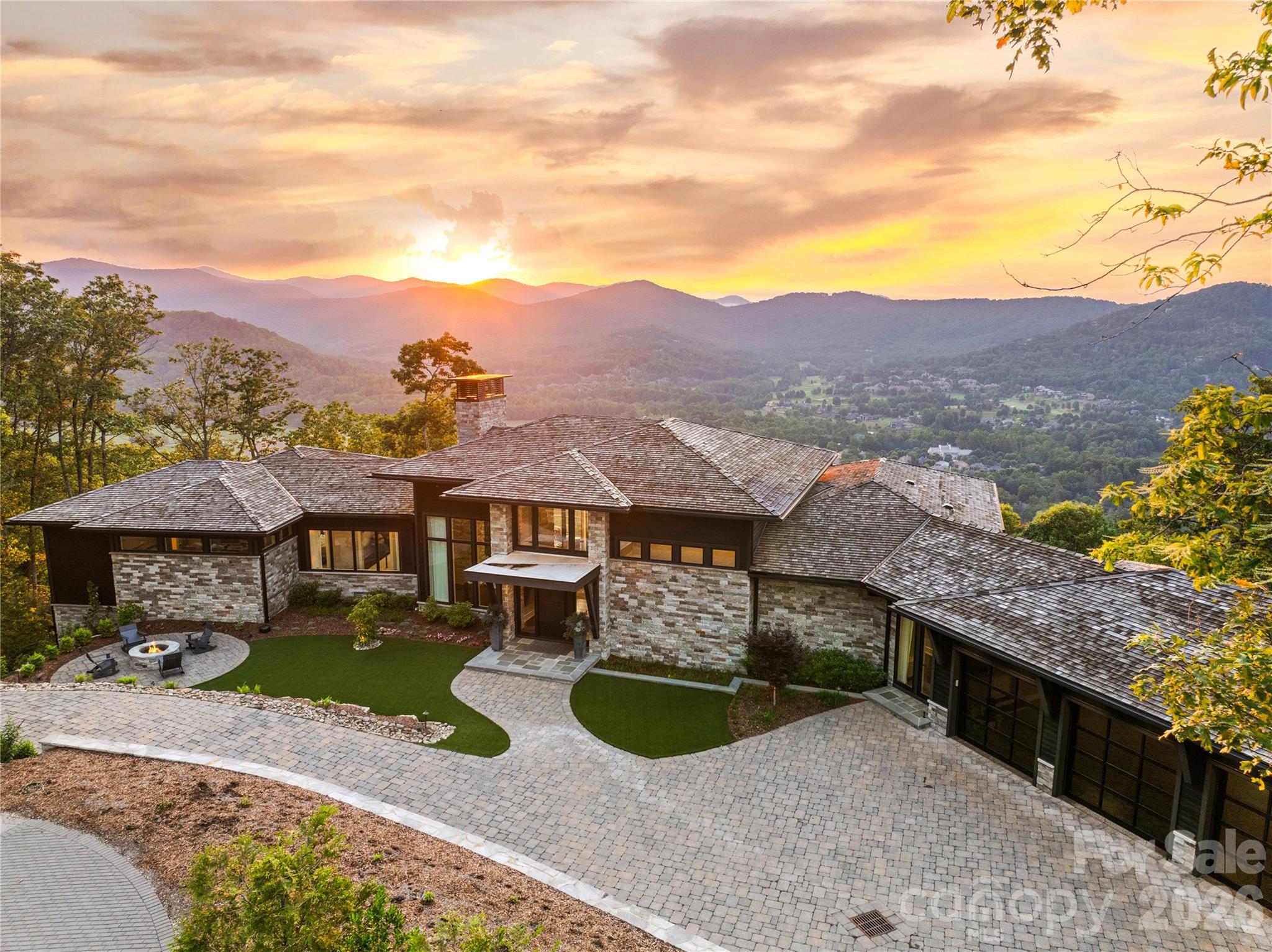 510 Cloud Top Way Property Photo 2