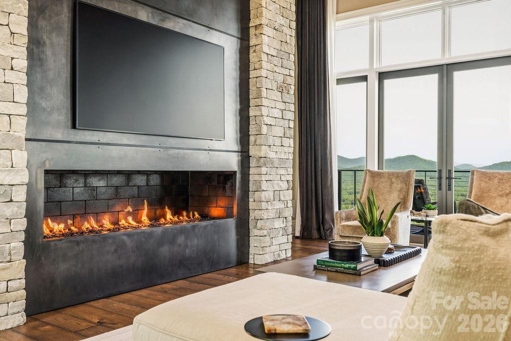 510 Cloud Top Way Property Photo 12