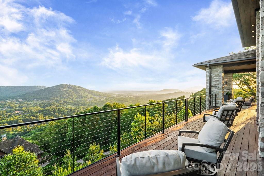 510 Cloud Top Way Property Photo 13