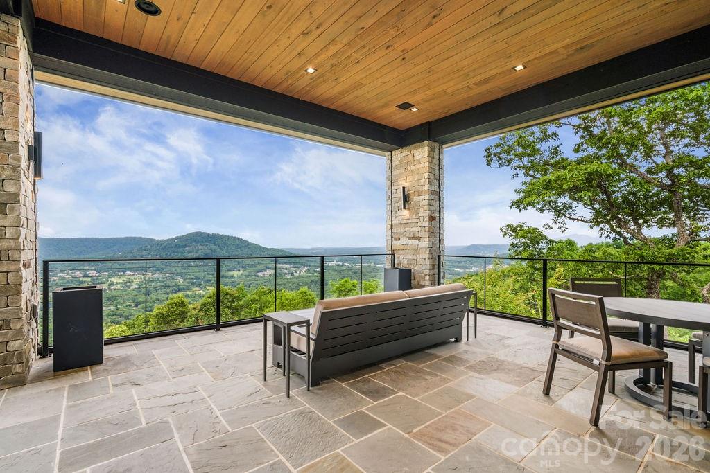 510 Cloud Top Way Property Photo 14