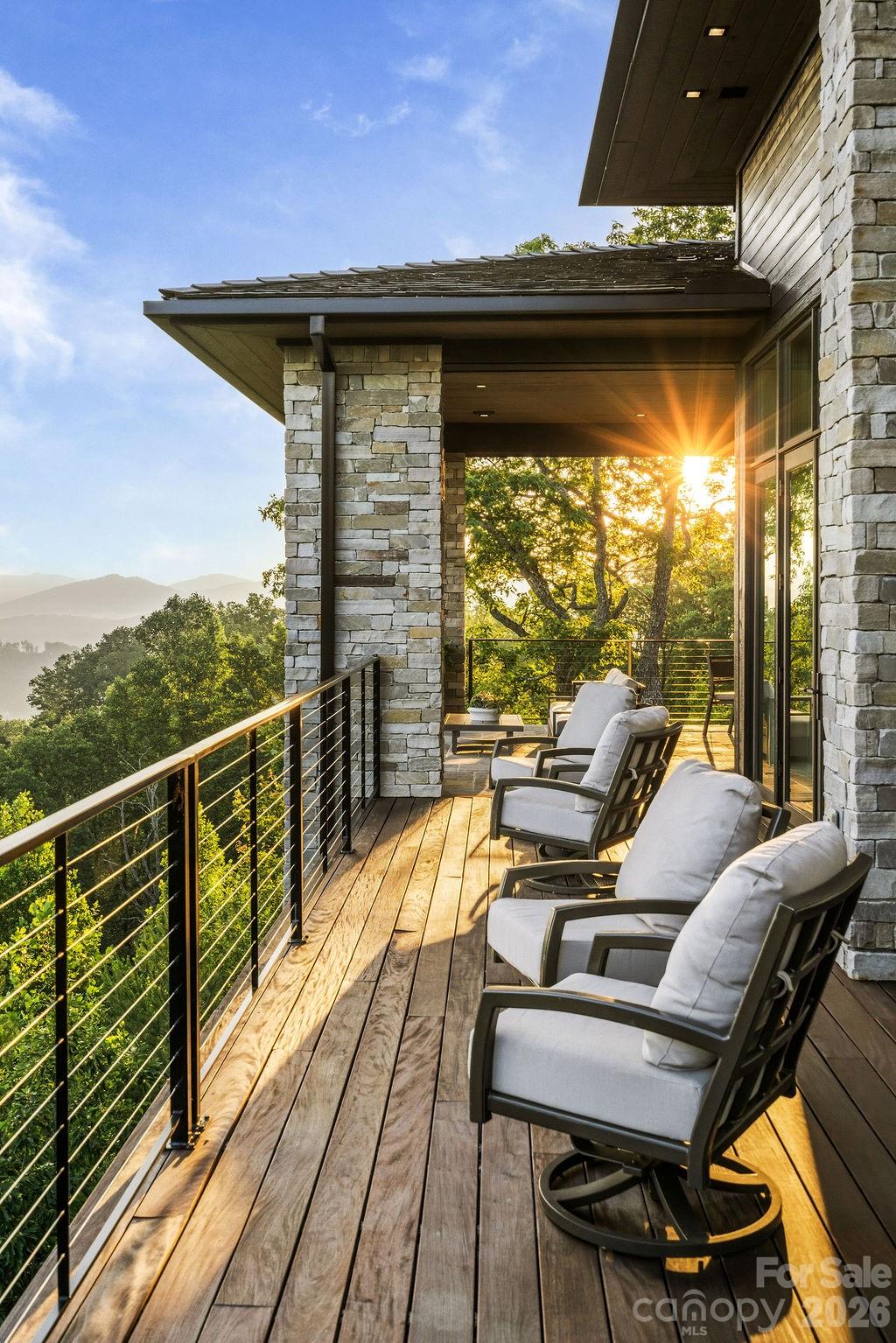 510 Cloud Top Way Property Photo 15