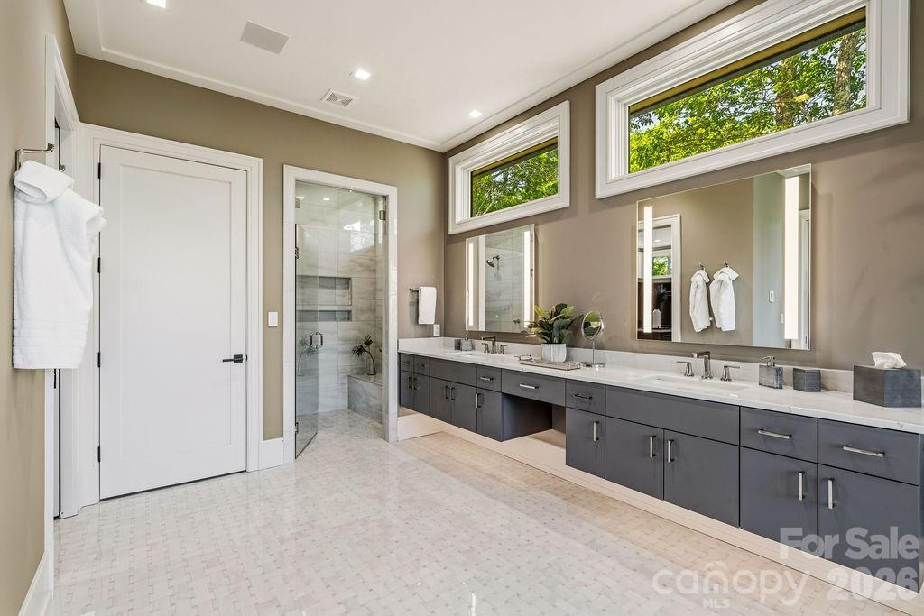 510 Cloud Top Way Property Photo 24