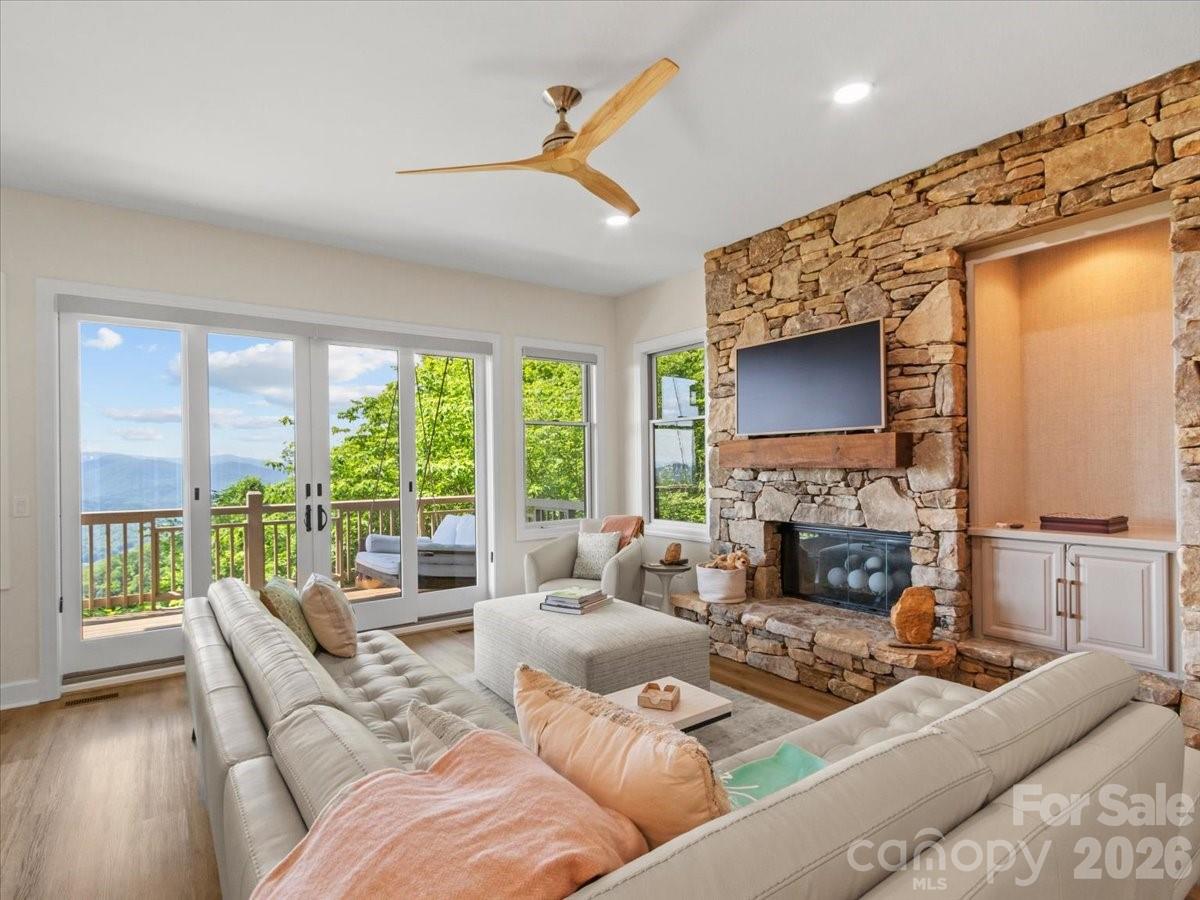 530 Andrew Banks Road B4 Property Photo 12