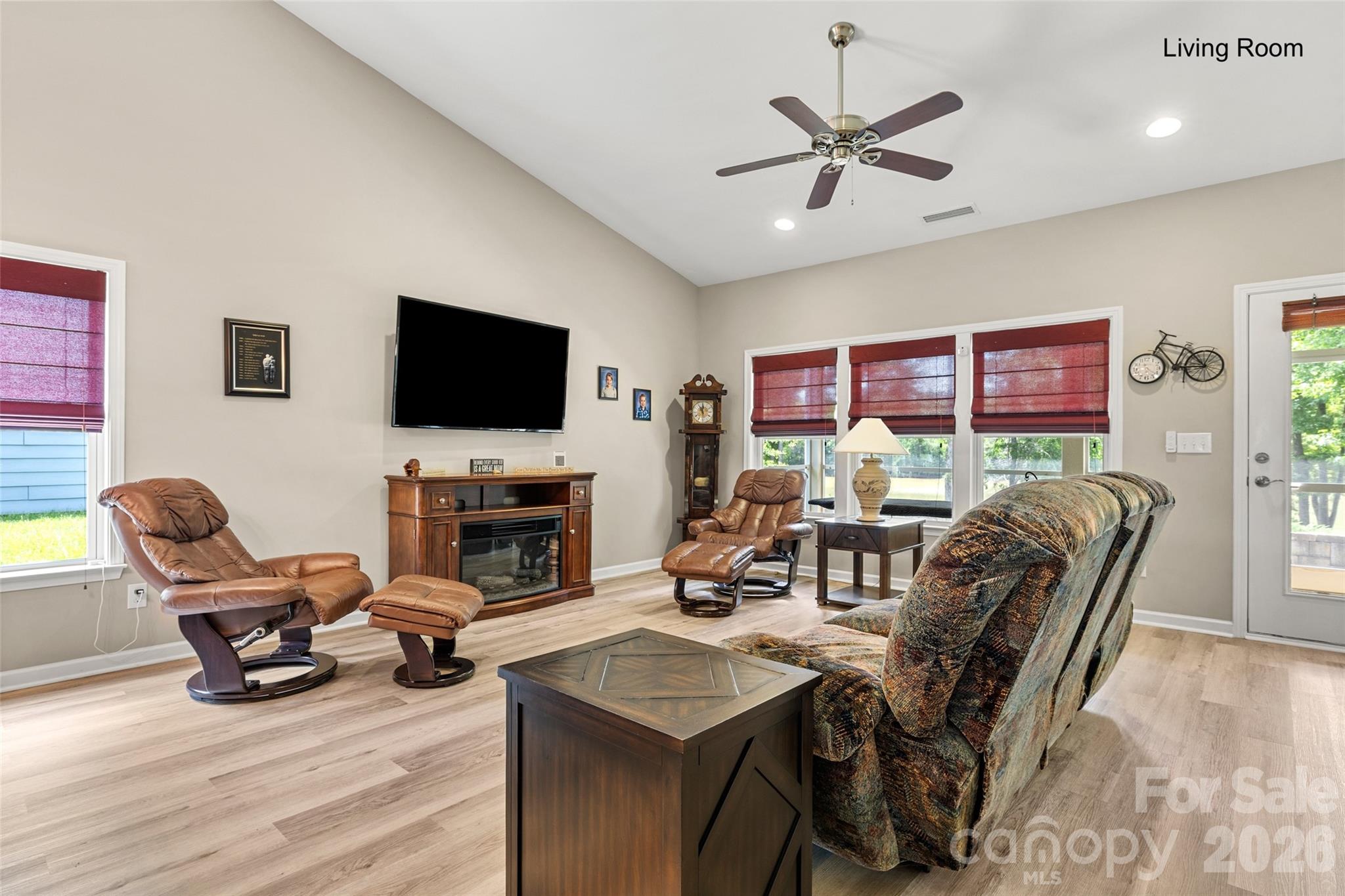25566 Seagull Drive Property Photo 10