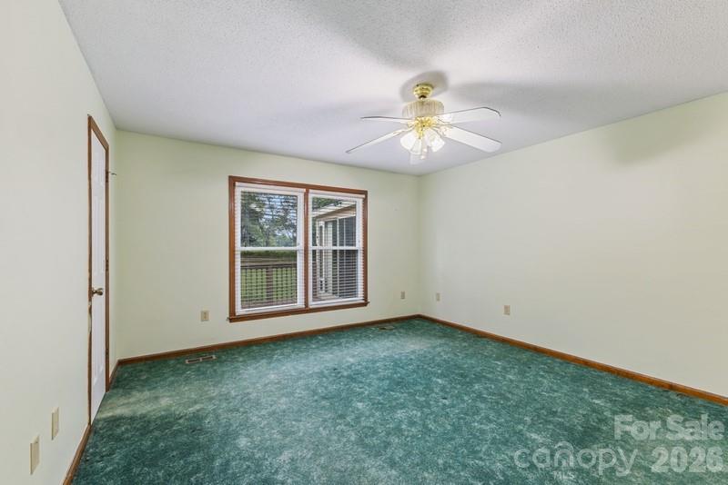 105 Spurgen Drive Property Photo 13