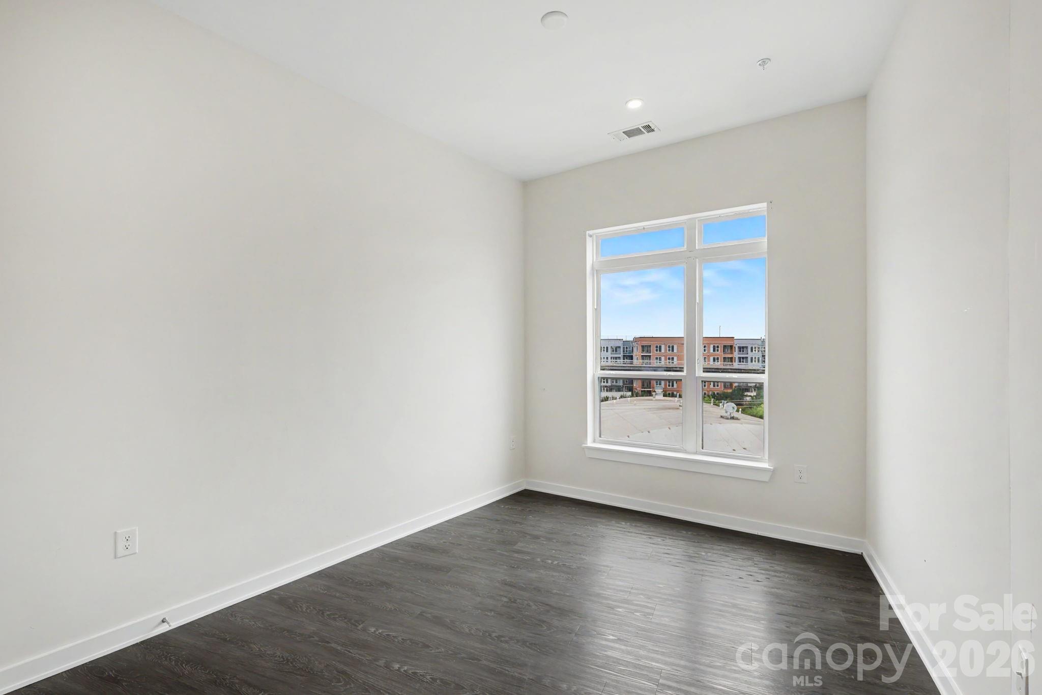 3630 N N Davidson Street Property Photo 5