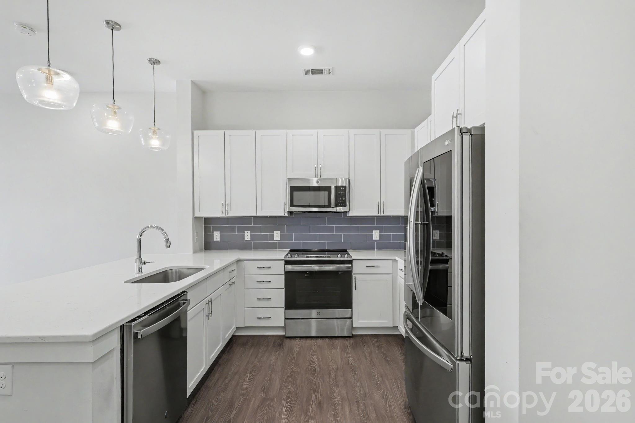 3630 N N Davidson Street Property Photo 19