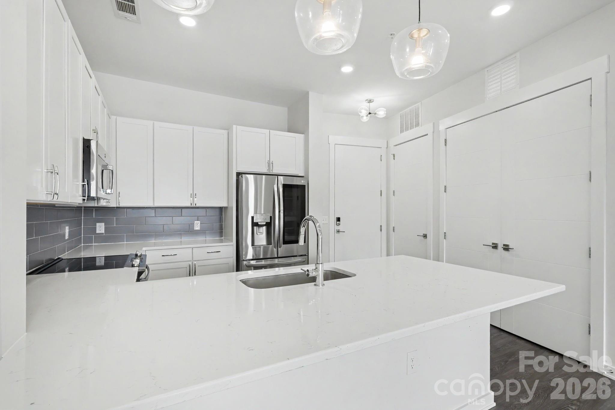 3630 N N Davidson Street Property Photo 22