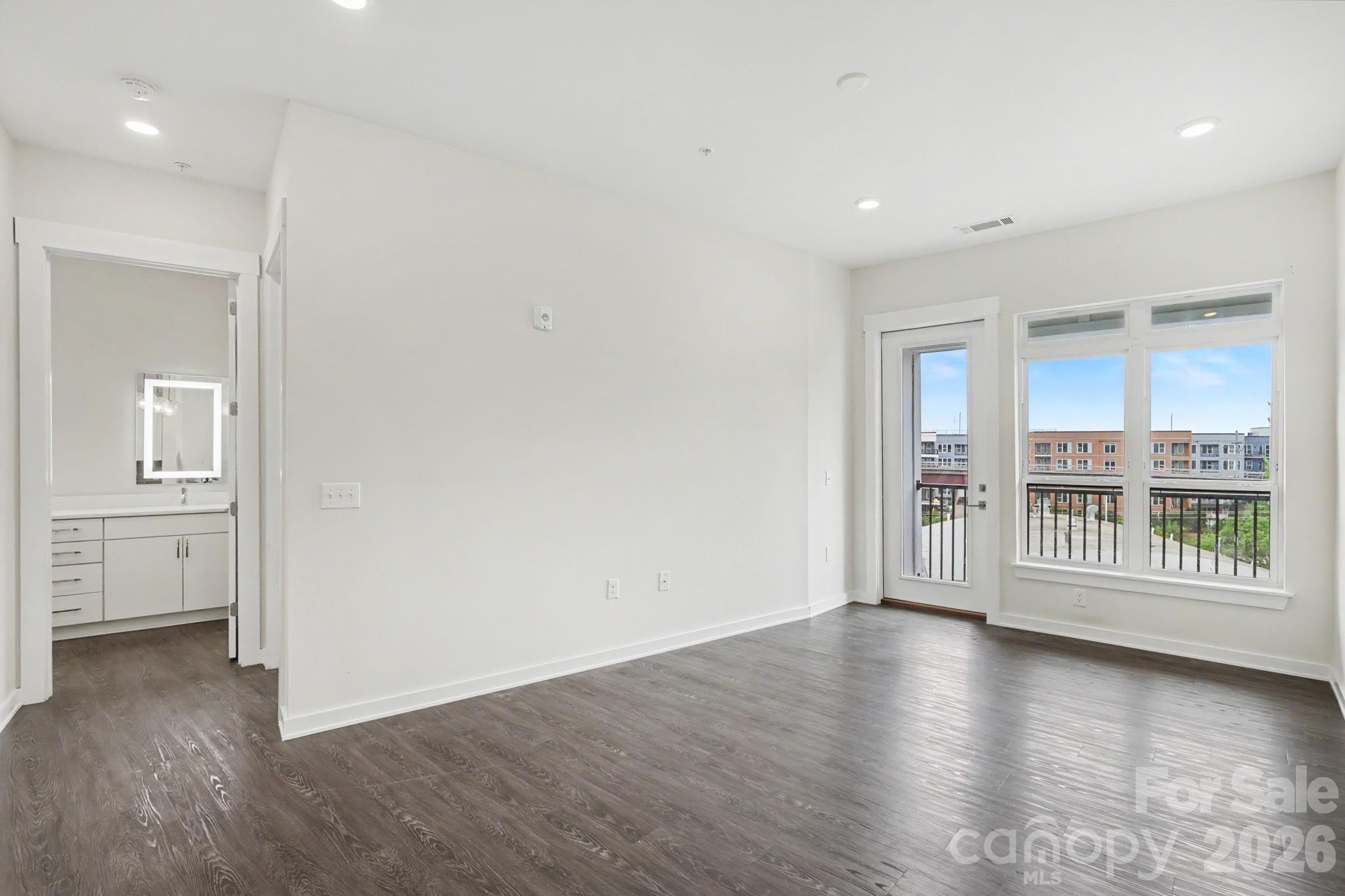 3630 N N Davidson Street Property Photo 28