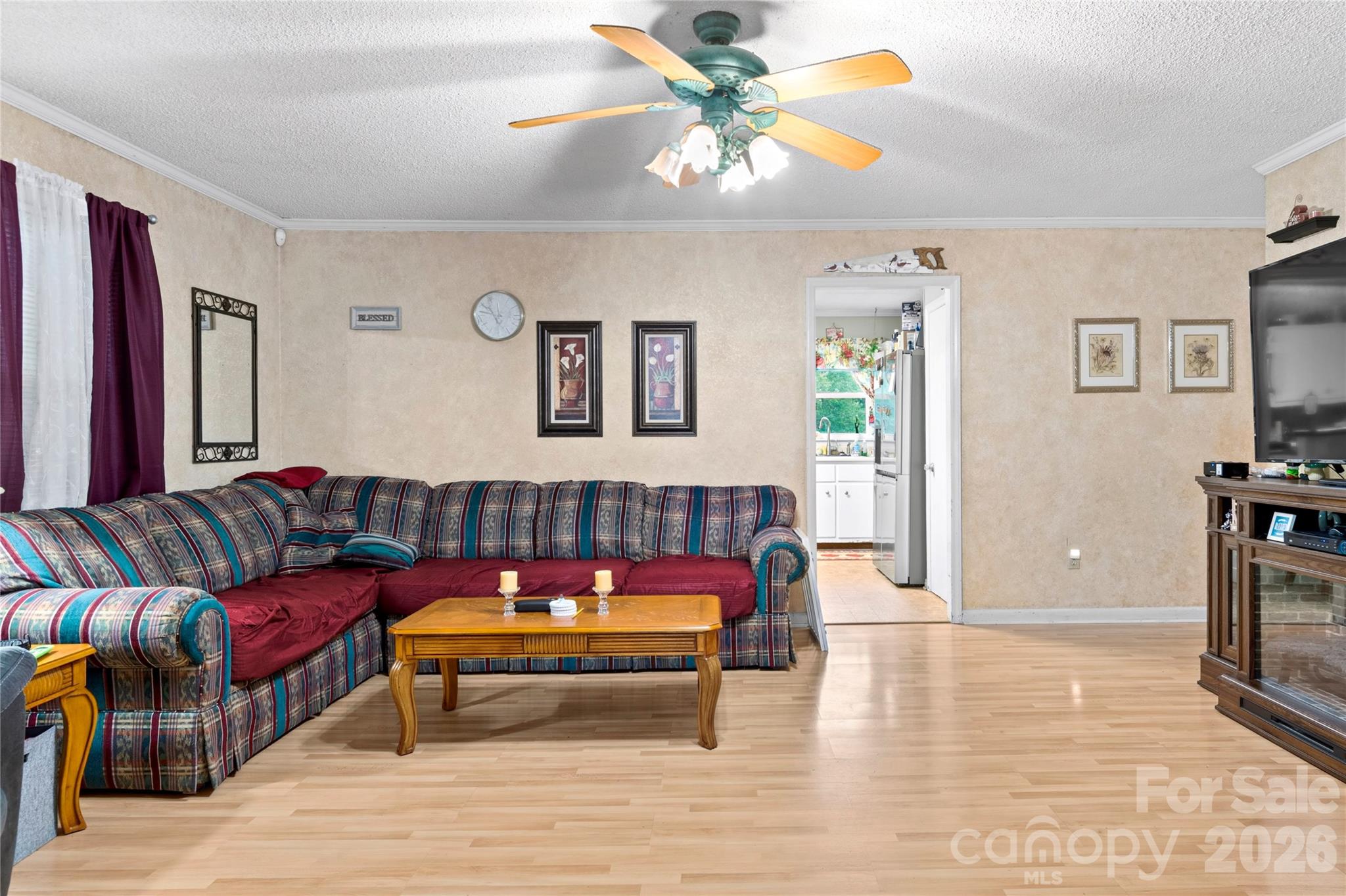 303 Alexander Drive Property Photo 6