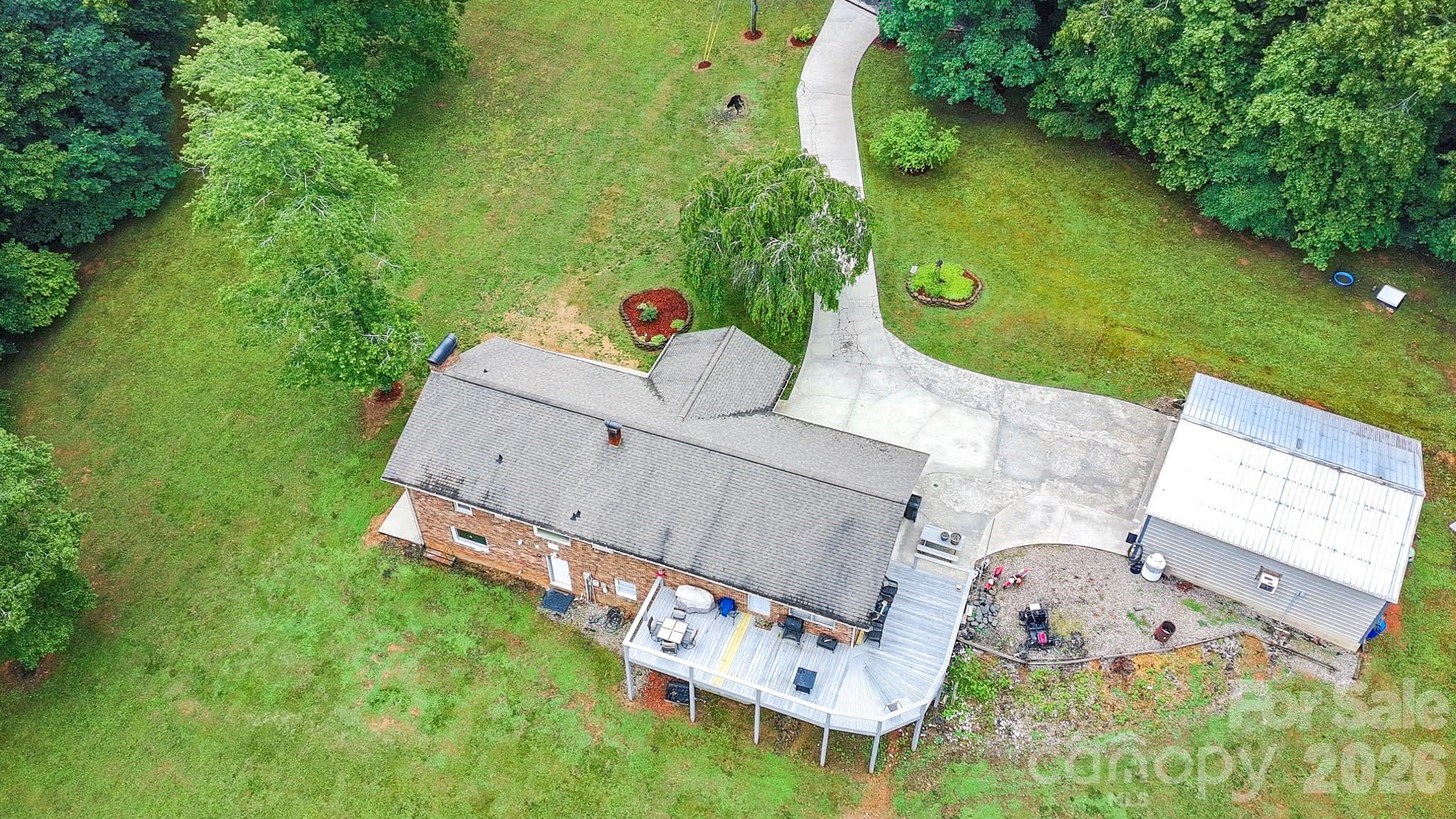 303 Alexander Drive Property Photo 46