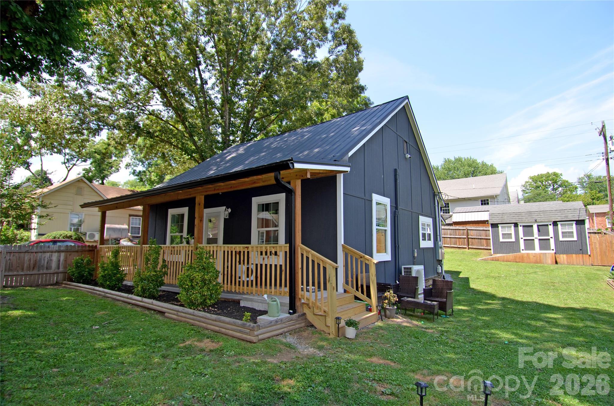 120 7th Street 20 Property Photo 2