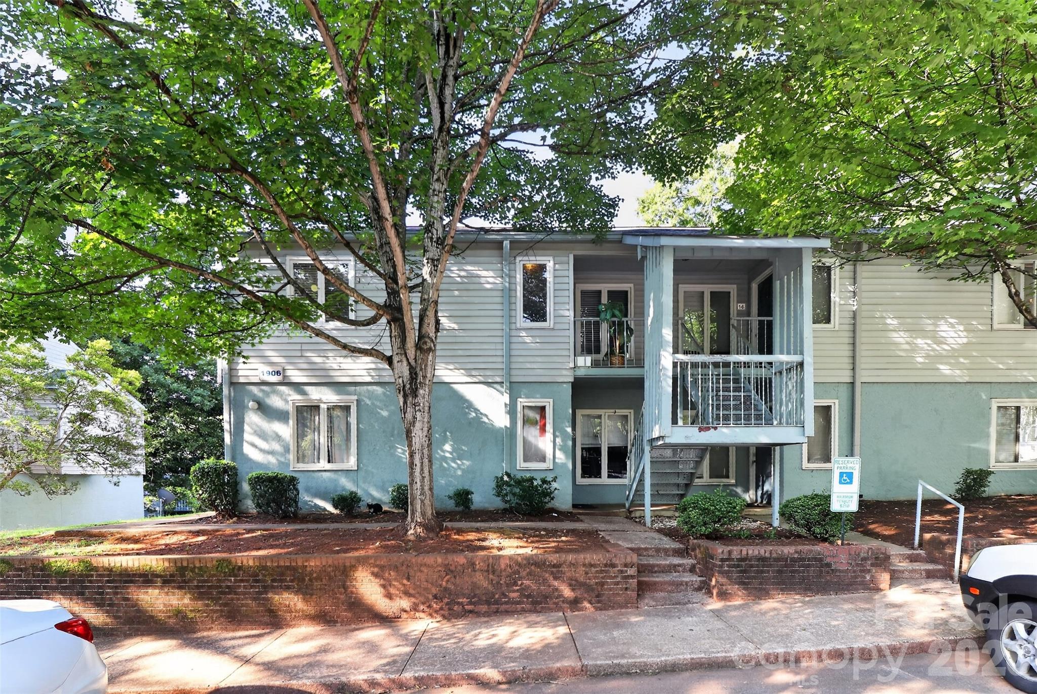 1906 Meadowlark Lane 15 Property Photo 1