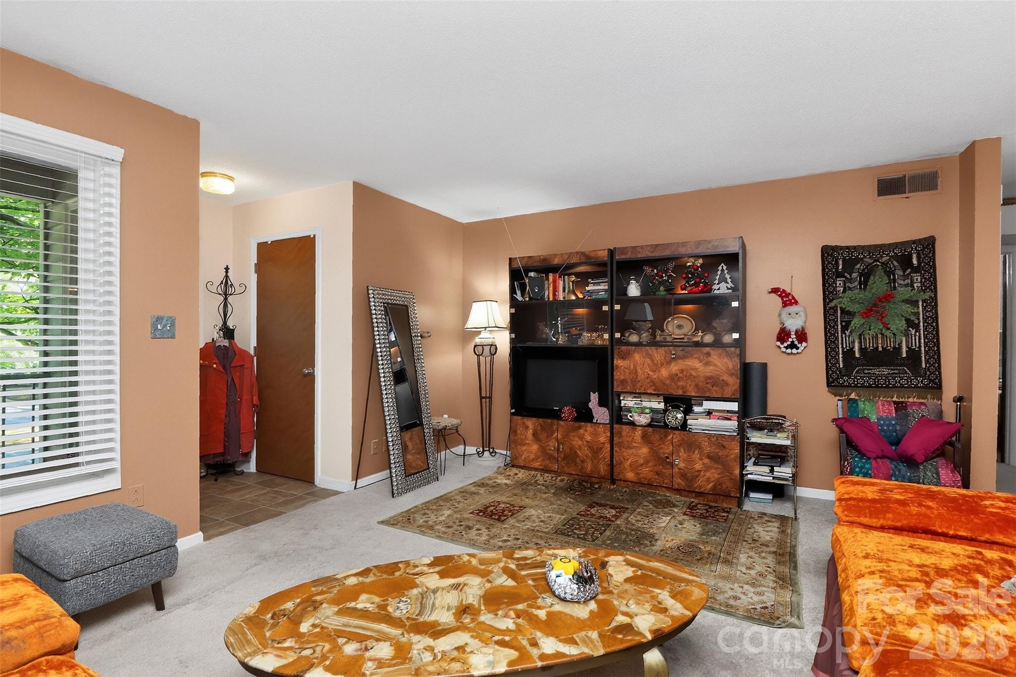 1906 Meadowlark Lane 15 Property Photo 5