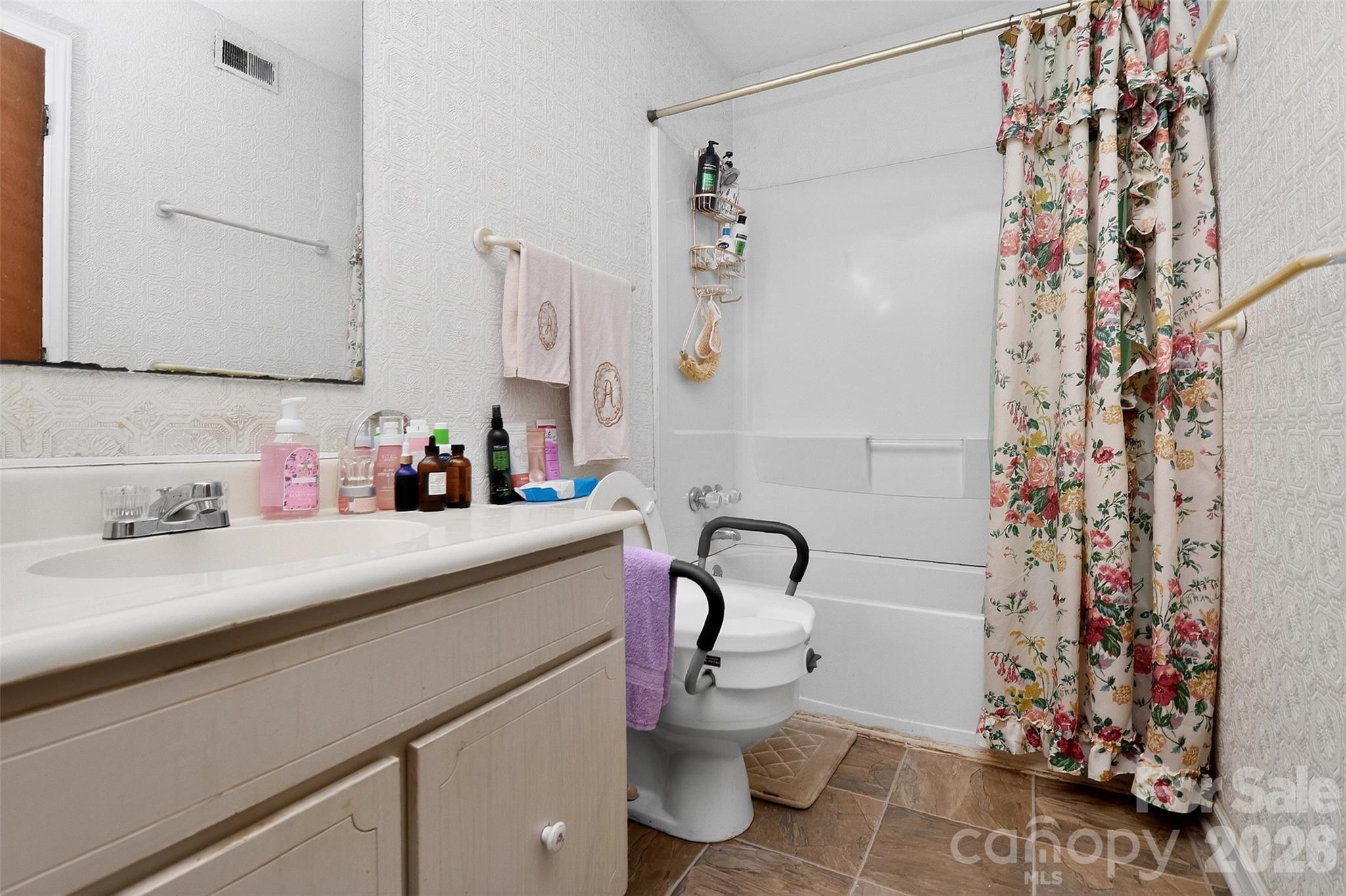 1906 Meadowlark Lane 15 Property Photo 15