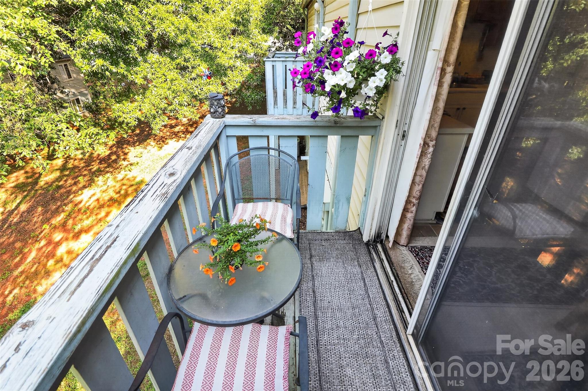 1906 Meadowlark Lane 15 Property Photo 22