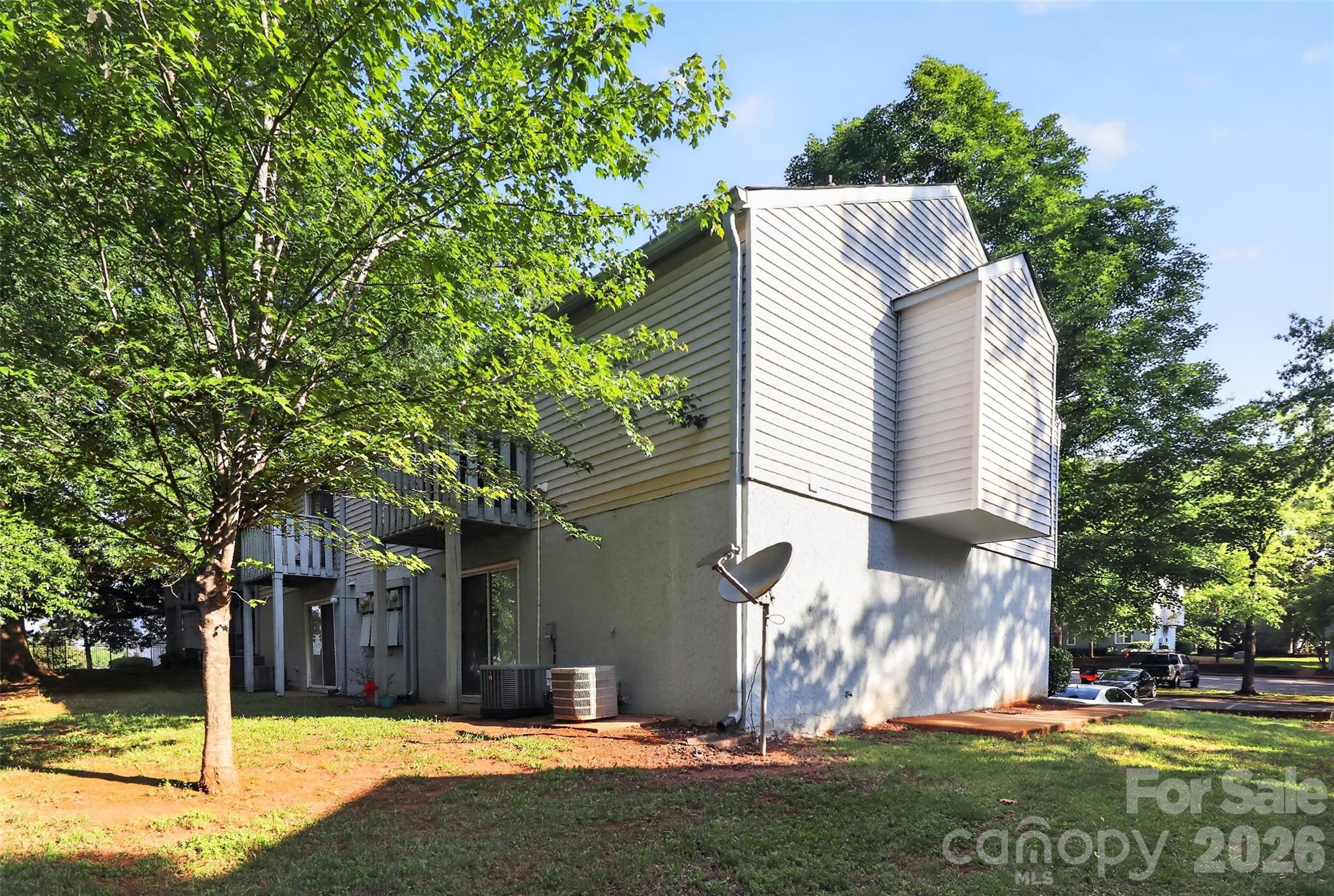 1906 Meadowlark Lane 15 Property Photo 27