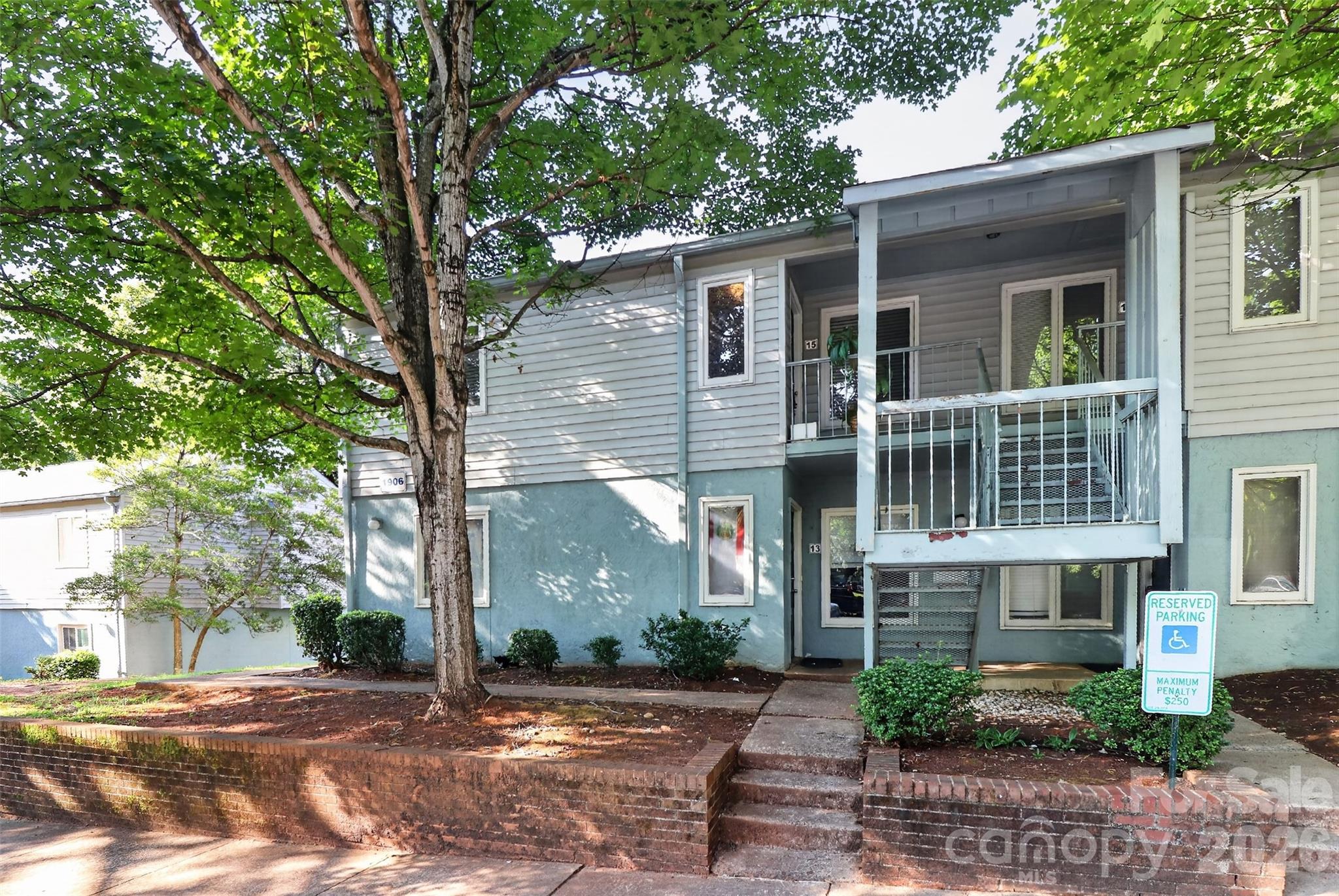 1906 Meadowlark Lane 15 Property Photo 29