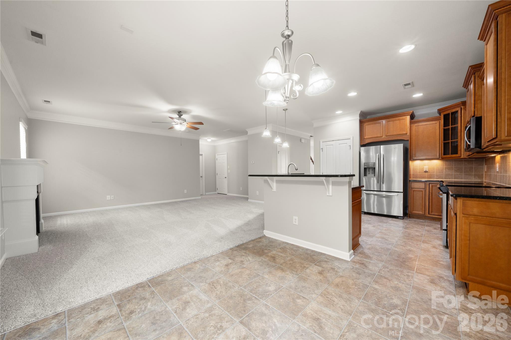 523 Danson Drive Property Photo 7
