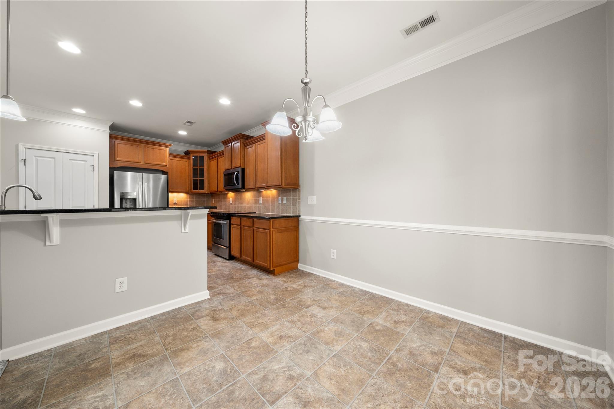 523 Danson Drive Property Photo 16