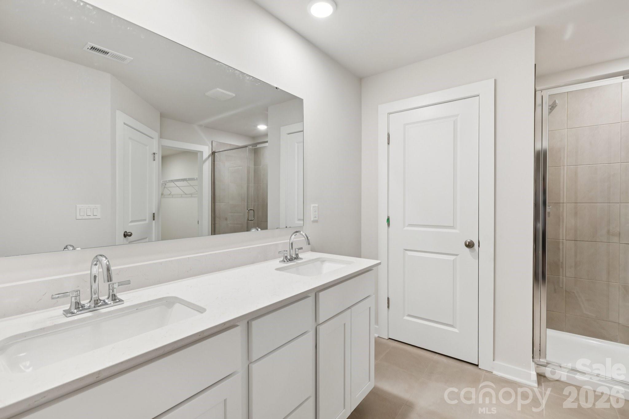 2741 Blue Sky Meadows Drive Property Photo 8