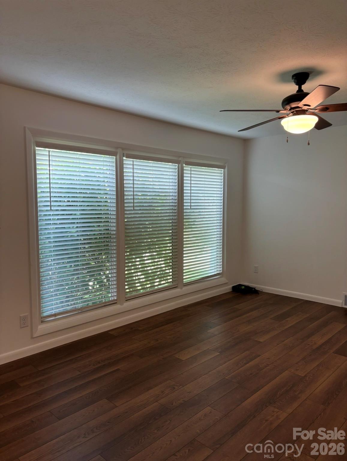 6 Greene Knoll Drive Property Photo 3