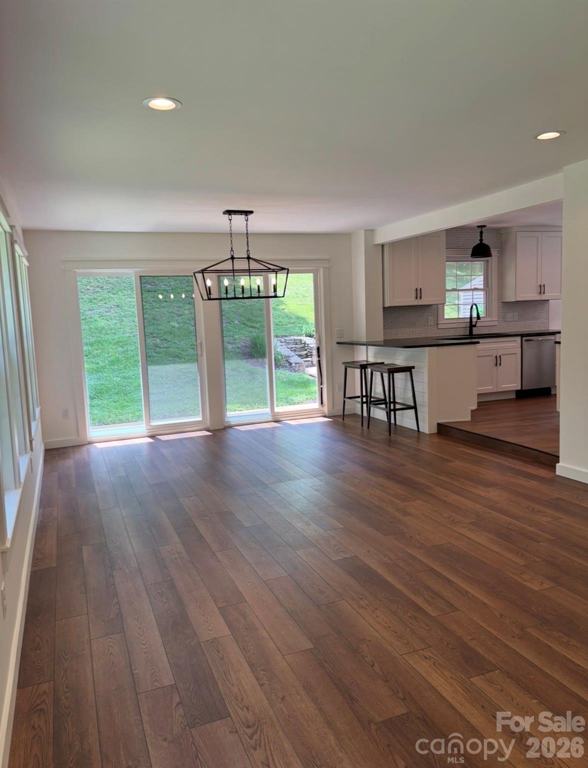 6 Greene Knoll Drive Property Photo 4