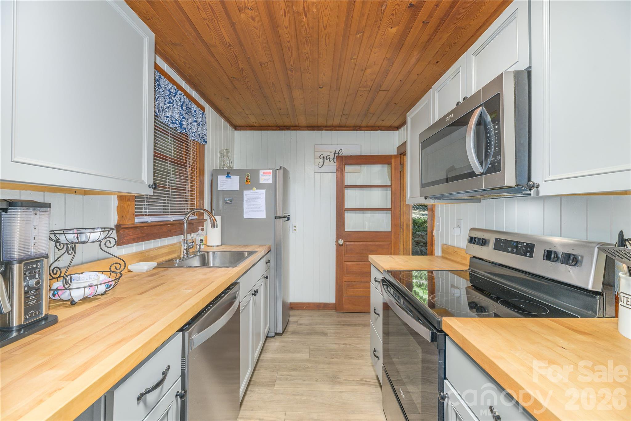 413 Terrace Drive Property Photo 8