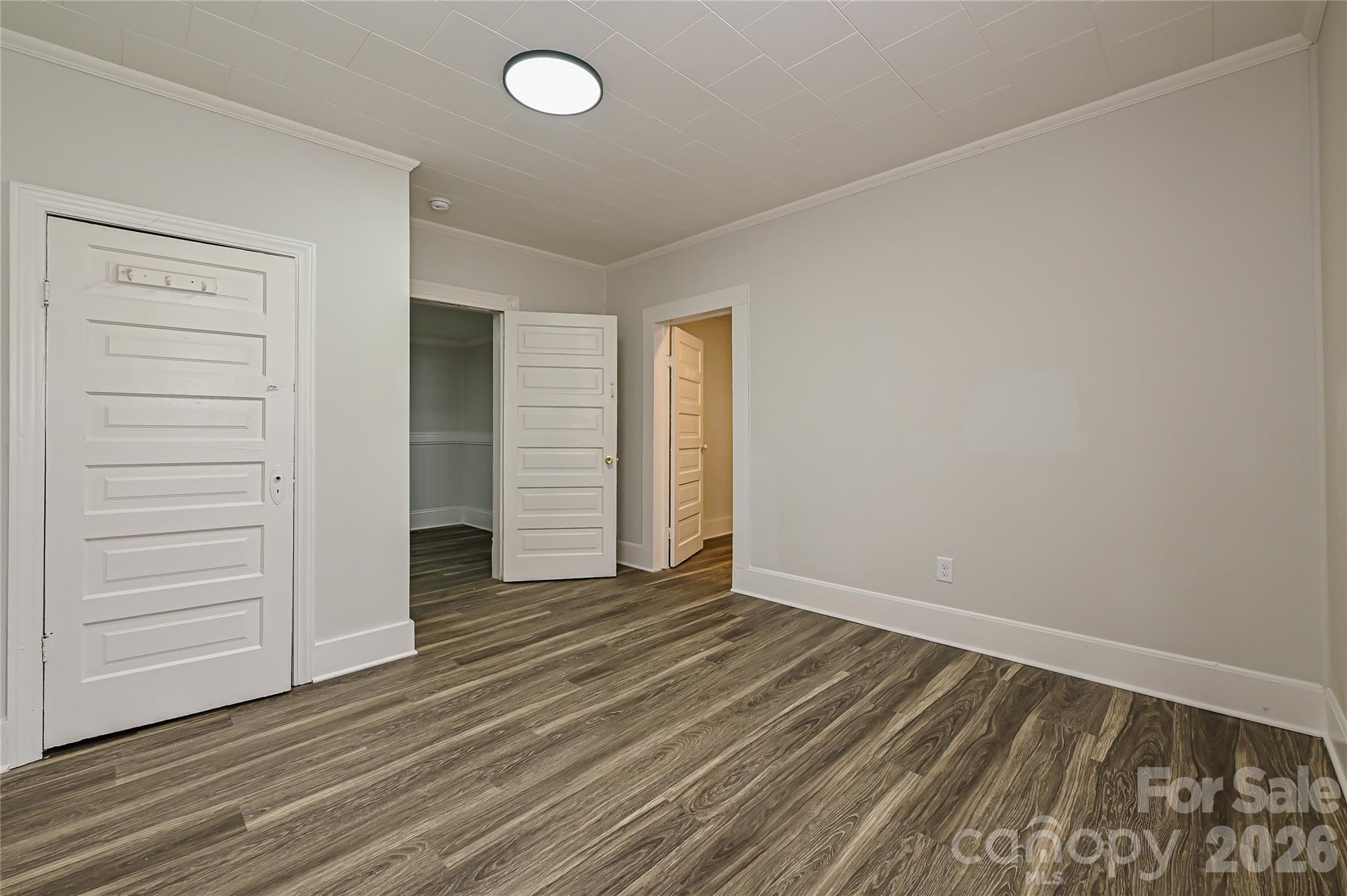 613 E Liberty Street Property Photo 18
