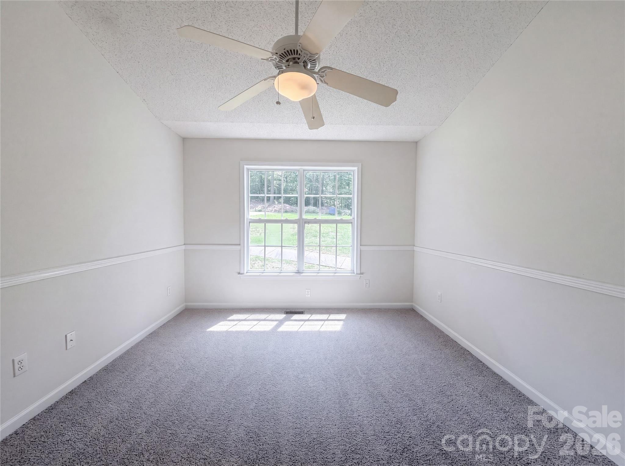221 Grandview Drive Property Photo 9