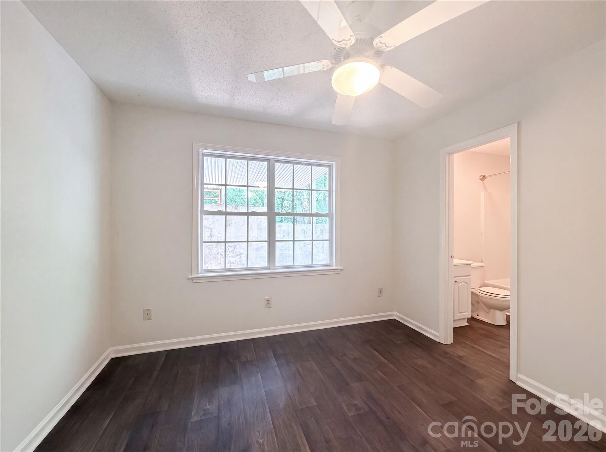221 Grandview Drive Property Photo 11