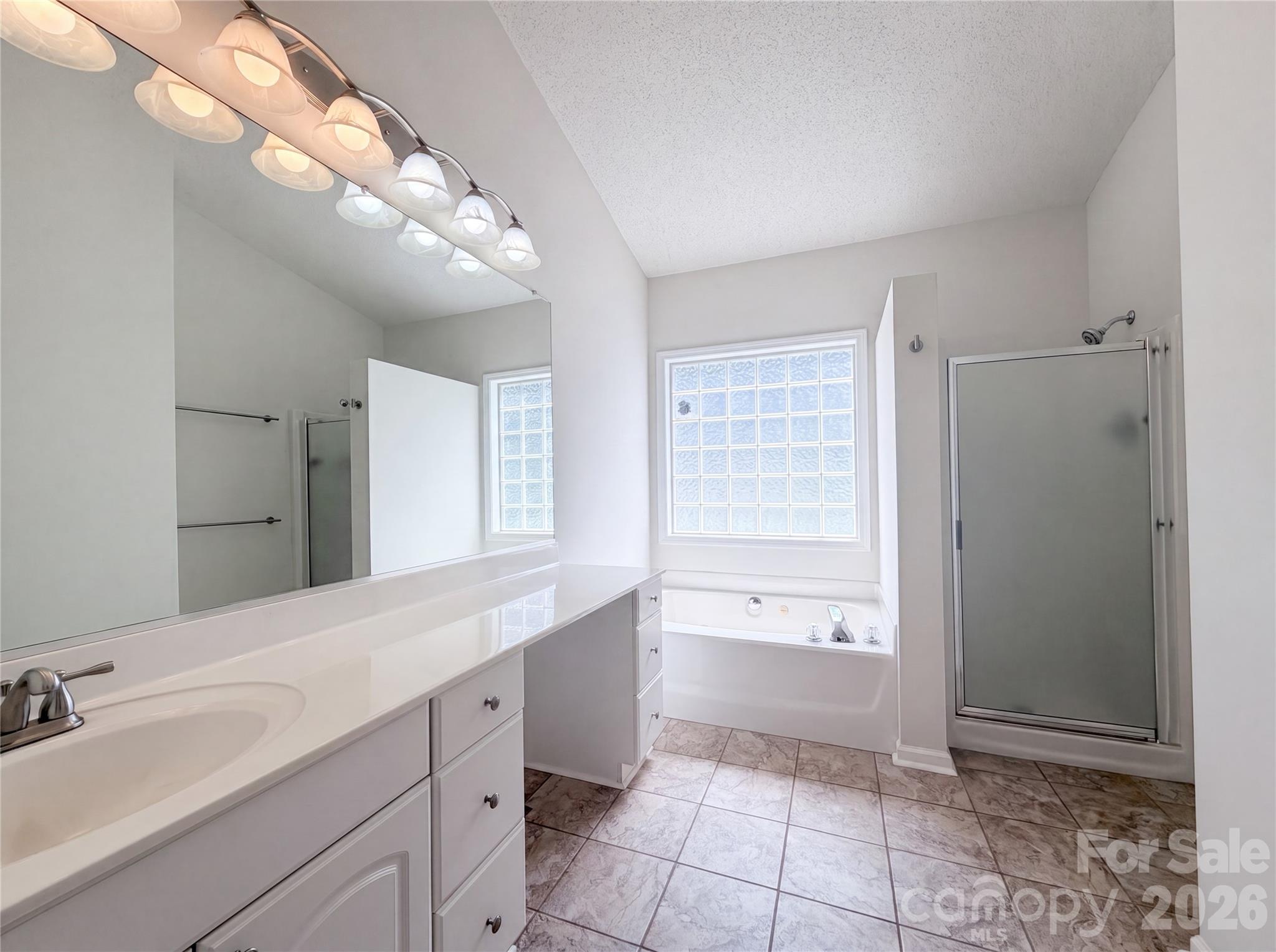 221 Grandview Drive Property Photo 14