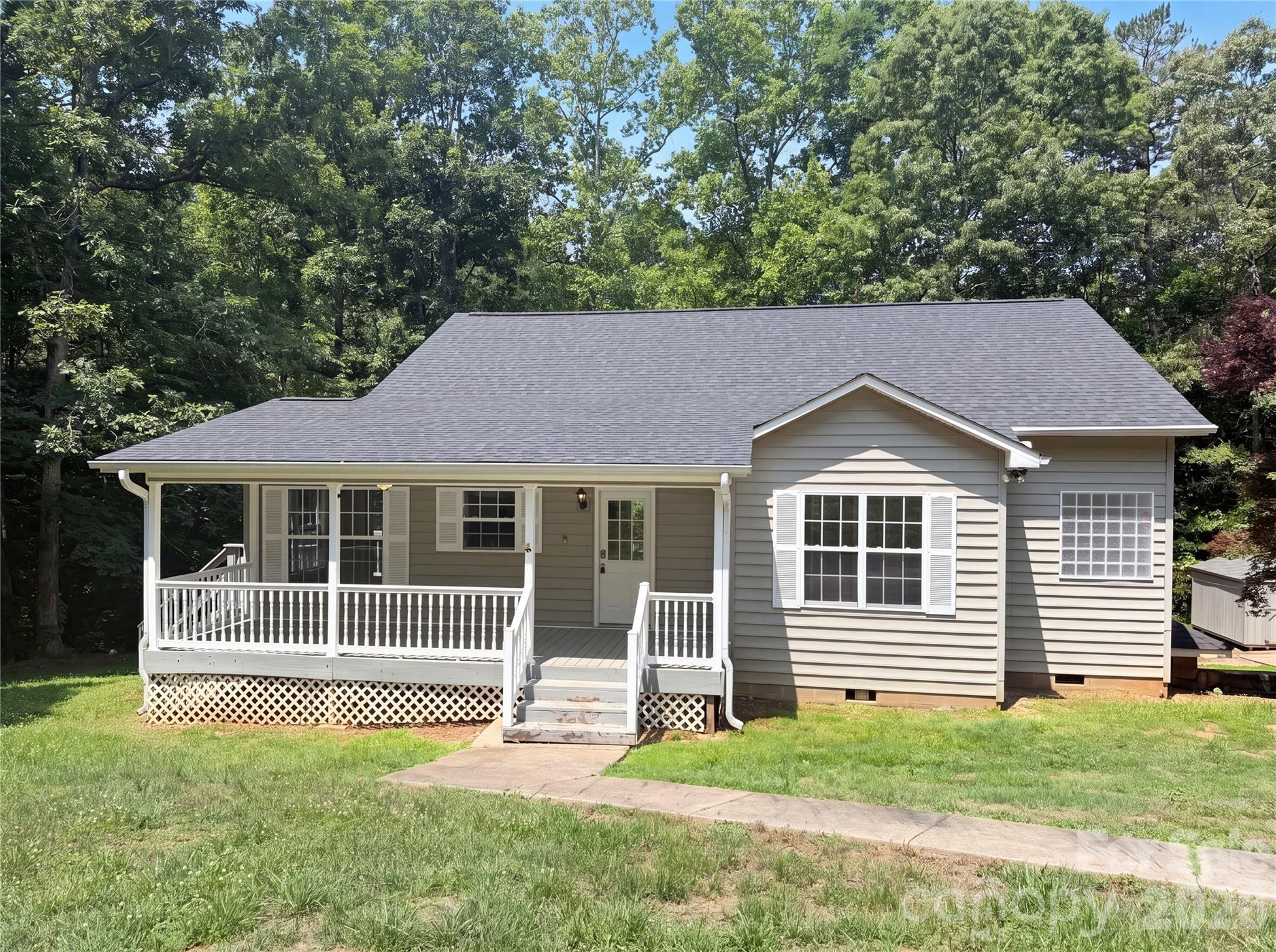 221 Grandview Drive Property Photo 15