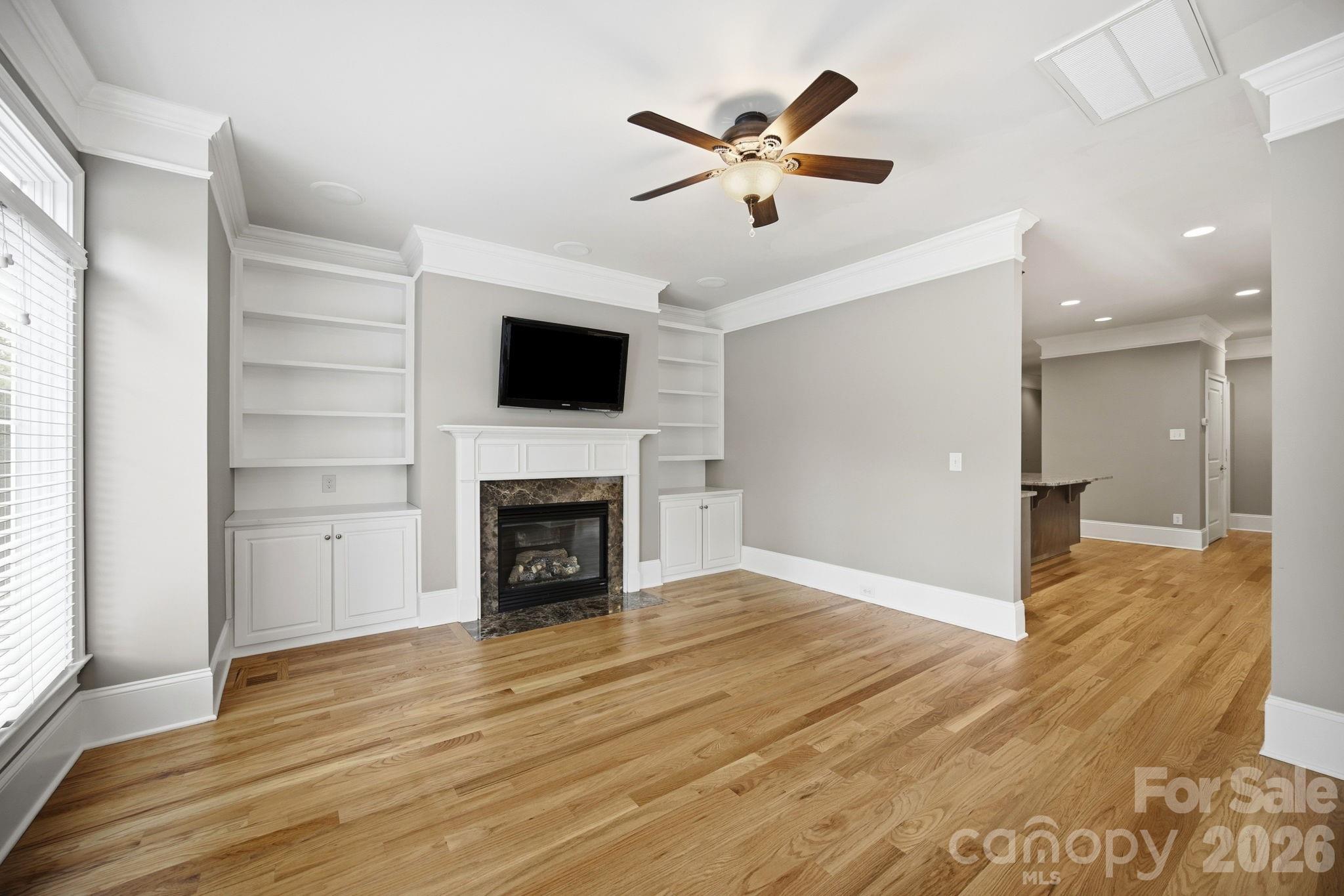 425 Spring Street Property Photo 8