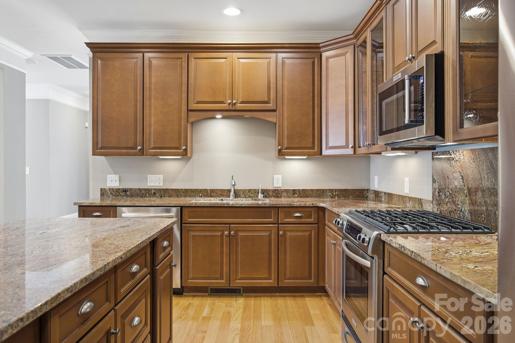 425 Spring Street Property Photo 18